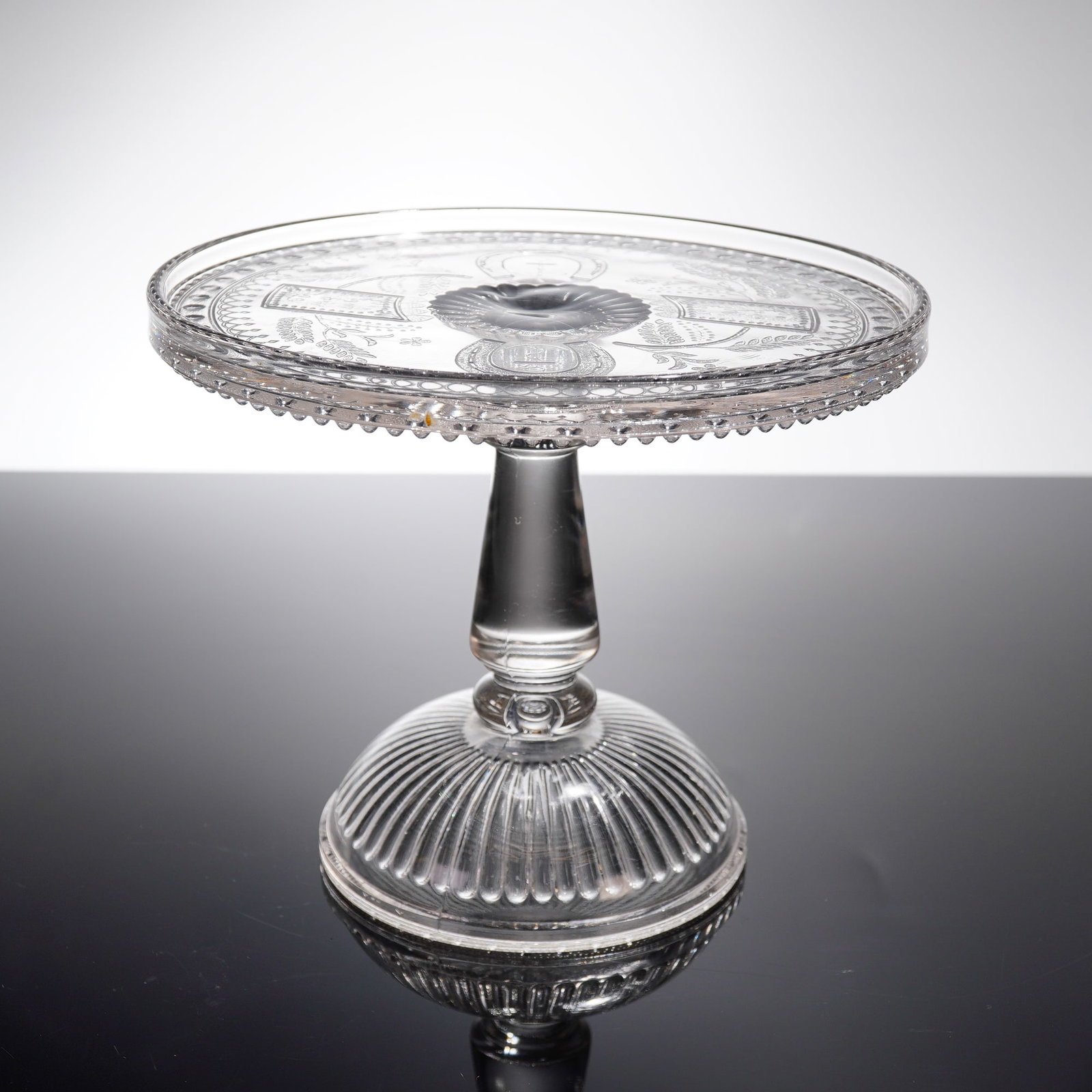 Adams & Company Good Luck Horseshoe Pedestal Cake Stand (1 of 3)