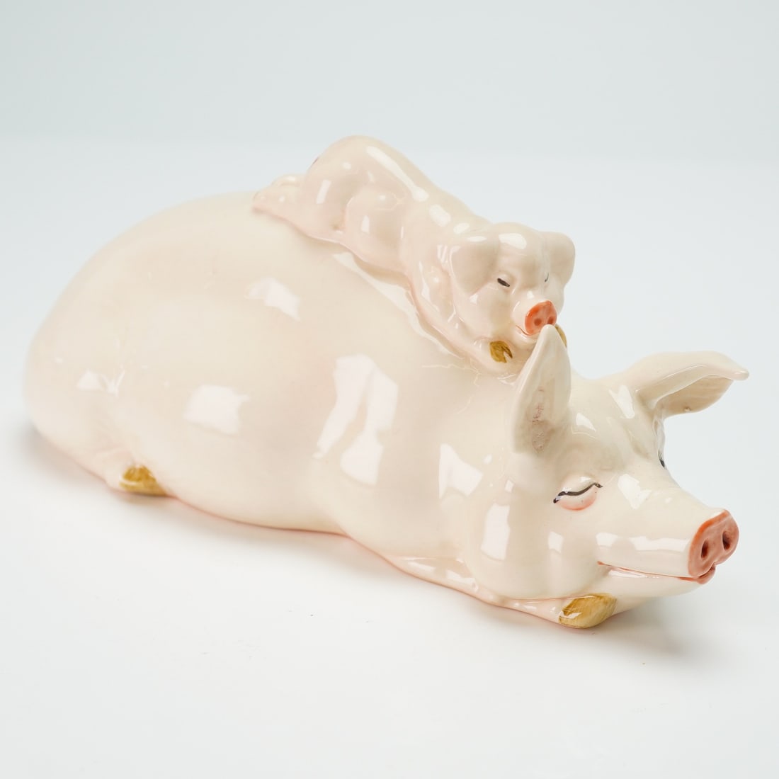 Beswick England Porcelain Sow and Piglet Figurine, Piggyback (1 of 3)