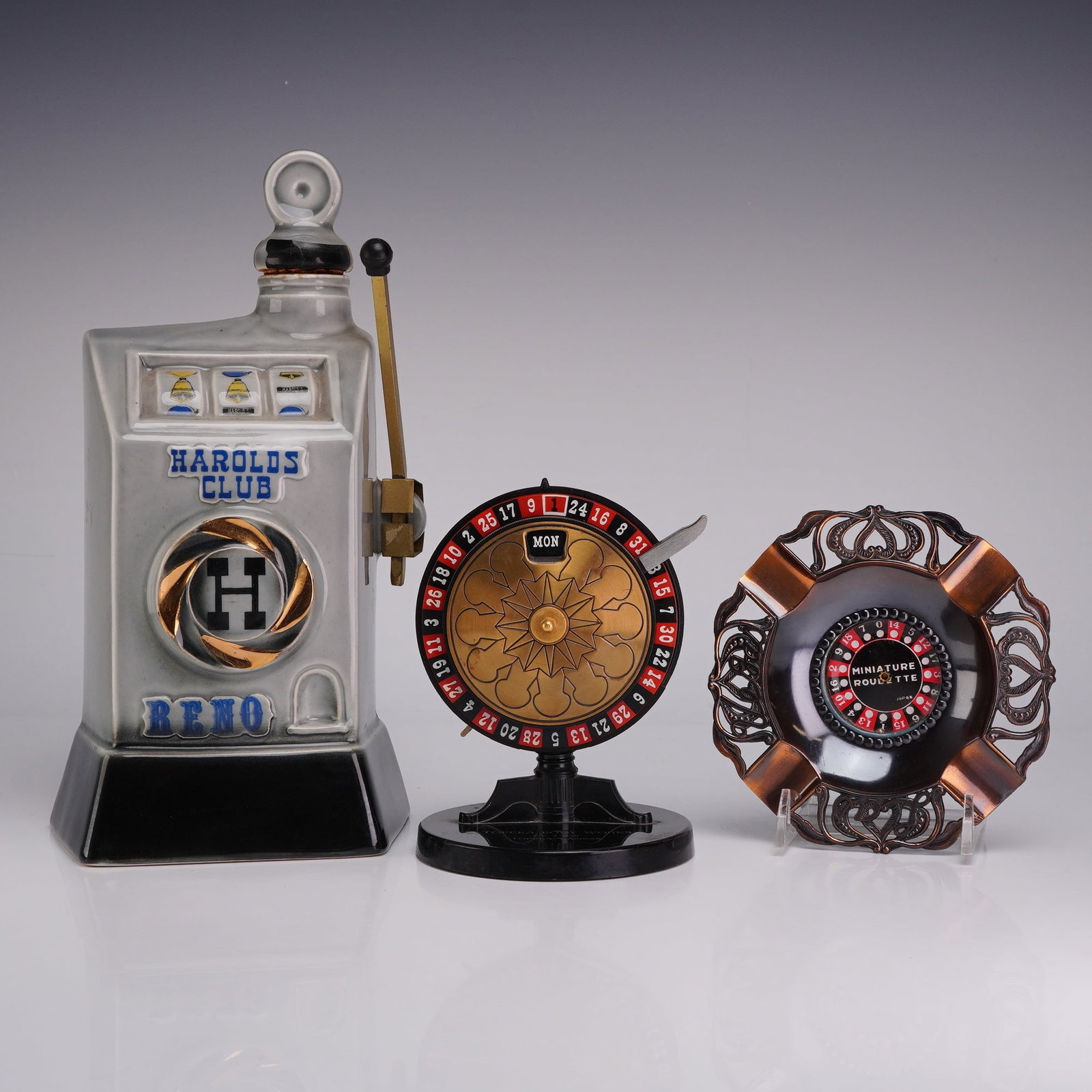 Three Vintage Gambling Themed Collectibles - Calendar, Ashtray & Decanter (1 of 3)