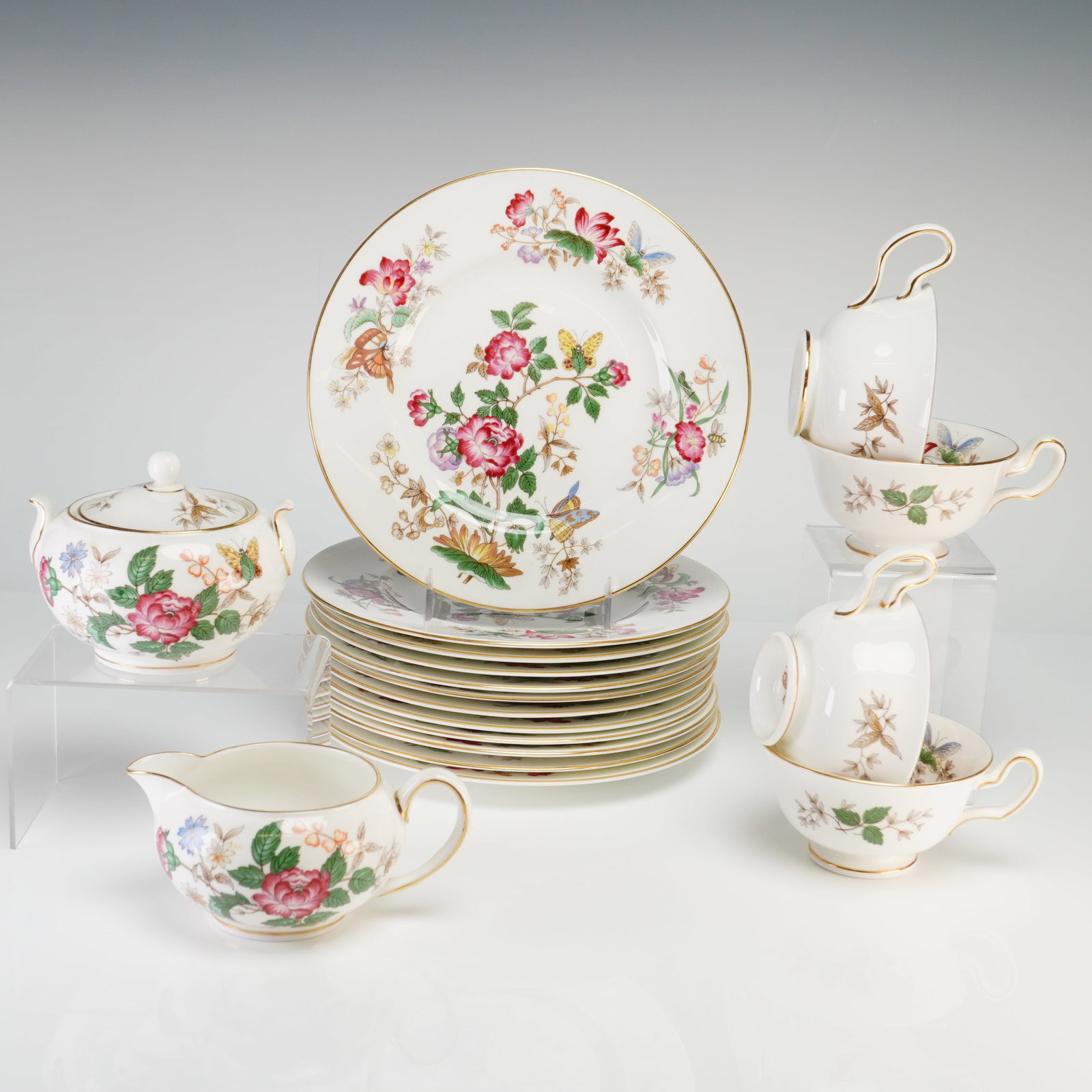 18pc Wedgwood Bone China Tableware-Plates, Cups, Creamer and Sugar Bowl with Lid, Charnwood (1 of 4)