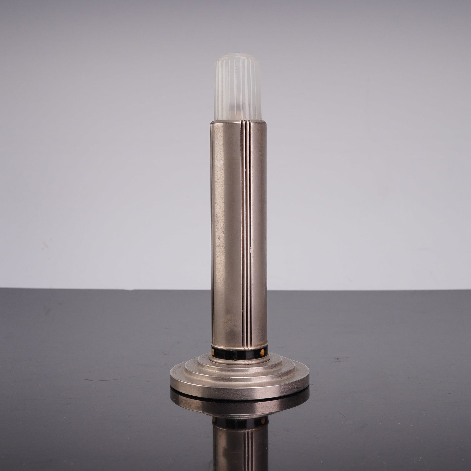1930s Eveready Skyscraper Art Deco Electric Candle No. 1654 (1 of 3)