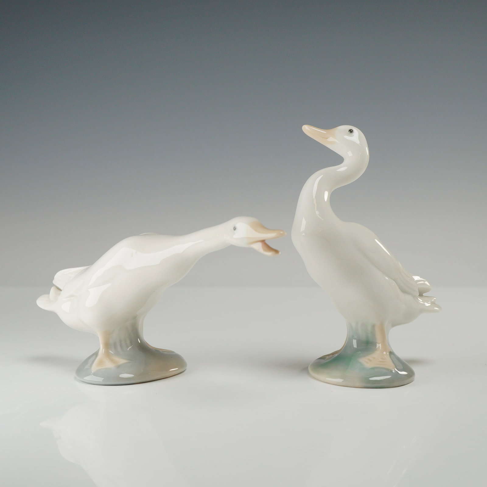 2pc Lladro Porcelain Duck Figurines, Little Duck 4551 and 4552 (1 of 3)