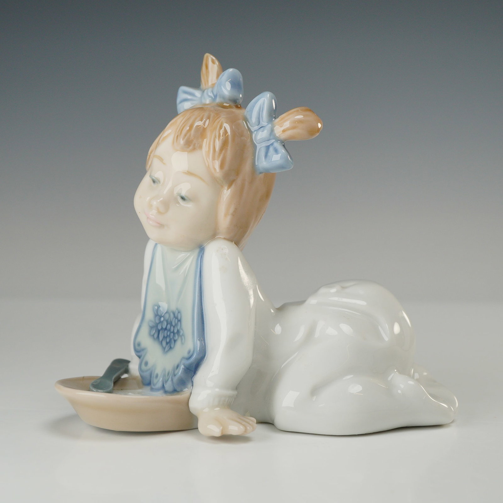 NAO by Lladro Porcelain Figurine, Not Hungry 1075 (1 of 3)