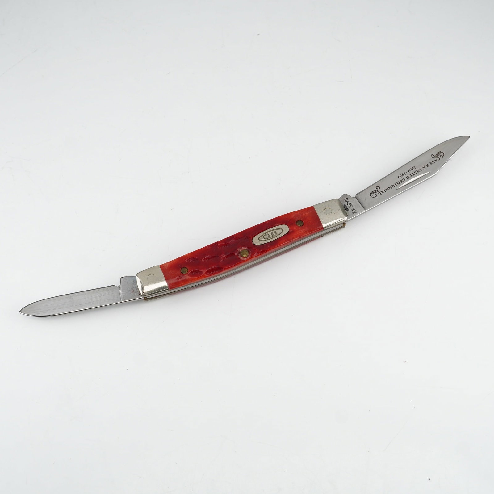W.R. Case and Sons XX Centennial 1889-1989 Red Jigged Two Blade Folding Pen Knife (1 of 5)
