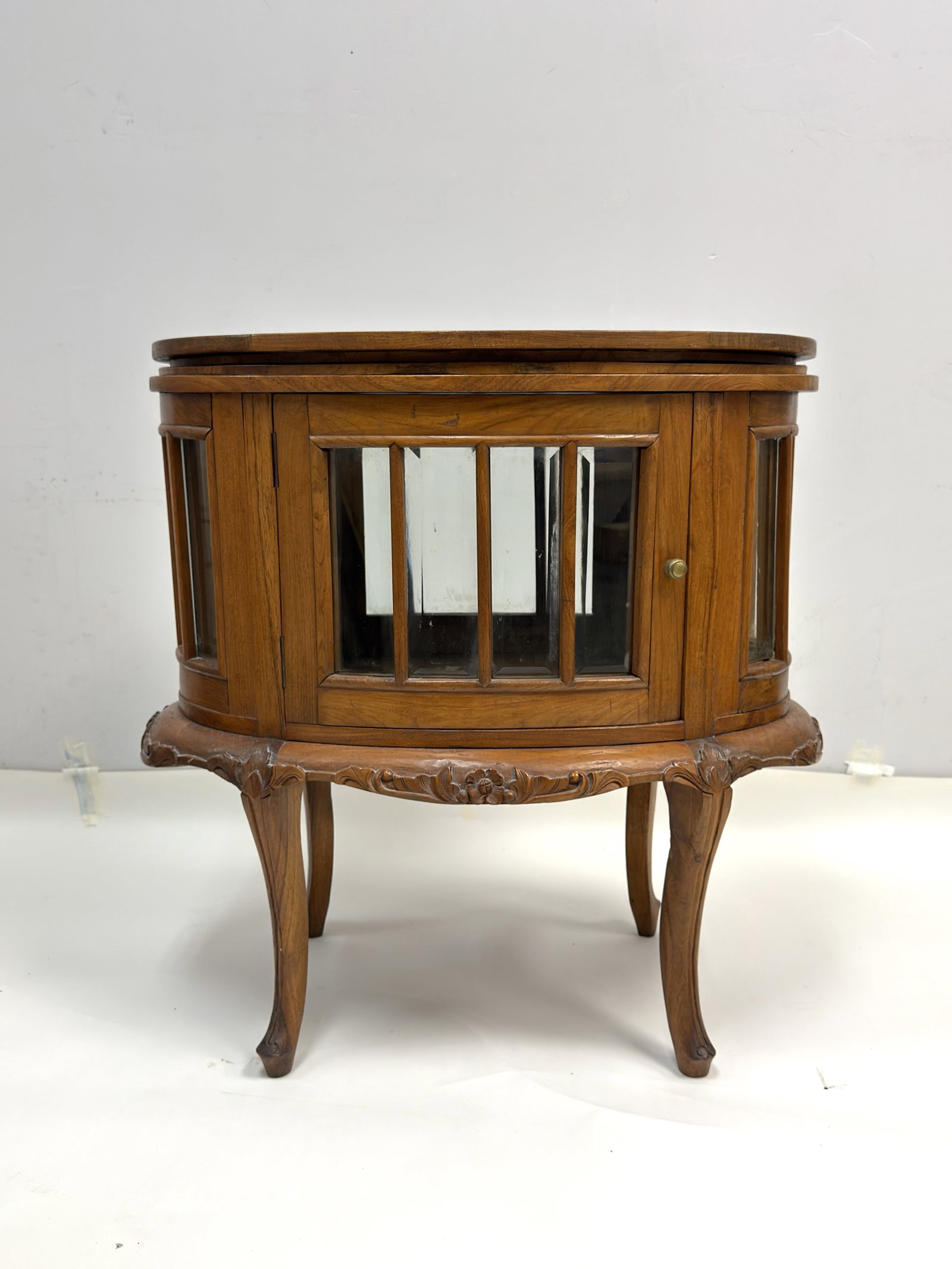French Louis XV Style Carved Mahogany Liquor Cabinet with Removable Tray Top (1 of 4)