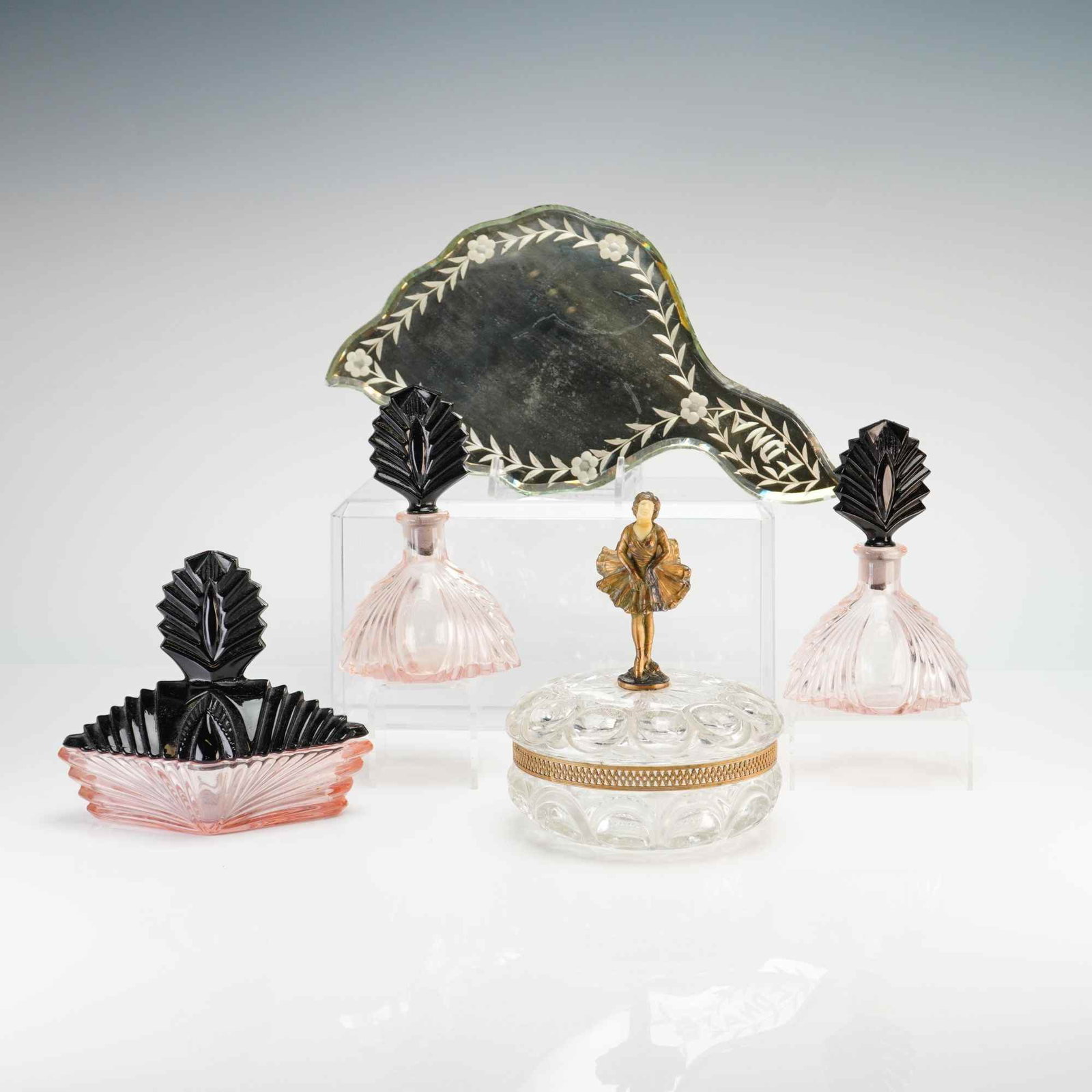 5pc New Martinsville and Art Deco Glass Dresser Set (1 of 3)