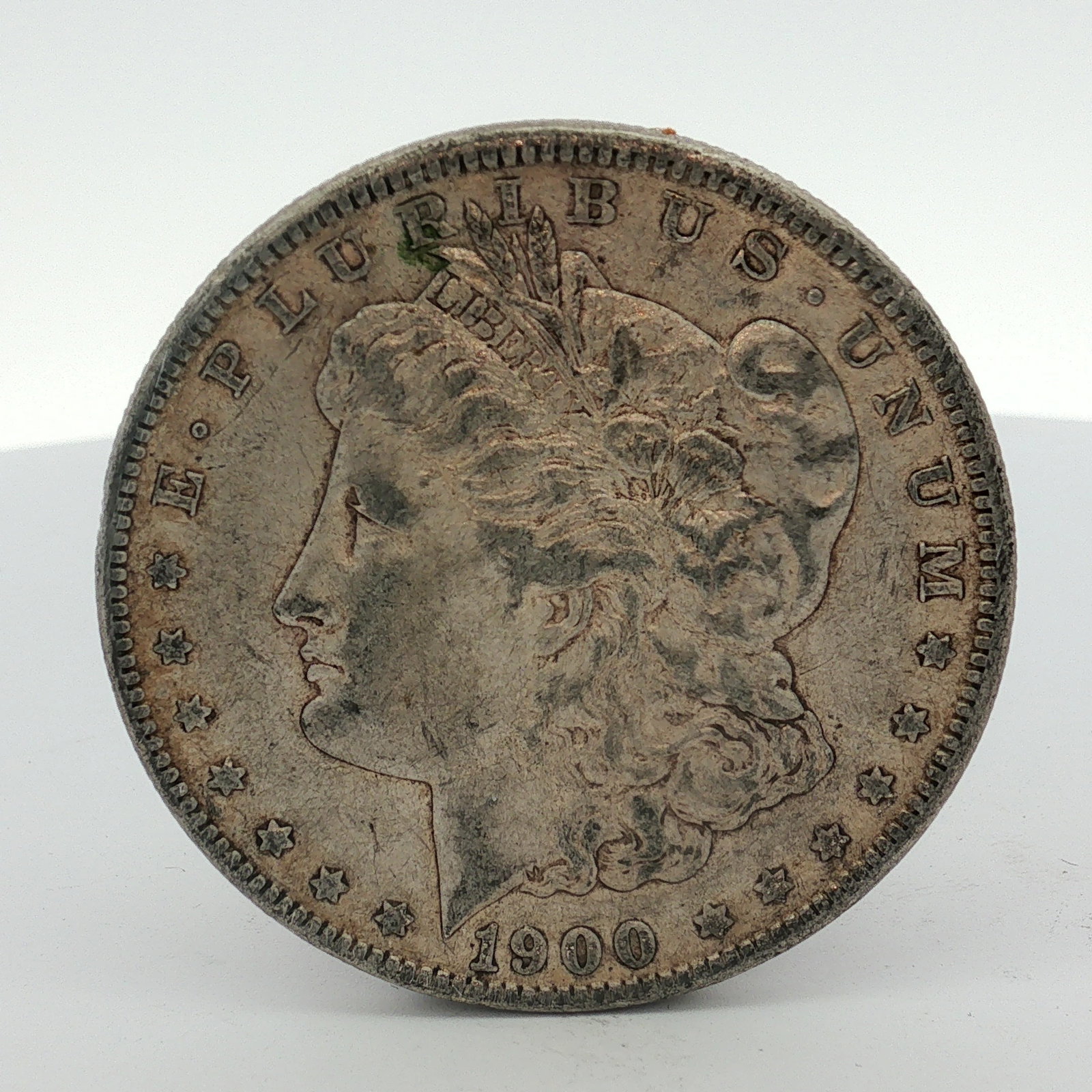 1900-O US Morgan Silver Dollar (1 of 2)