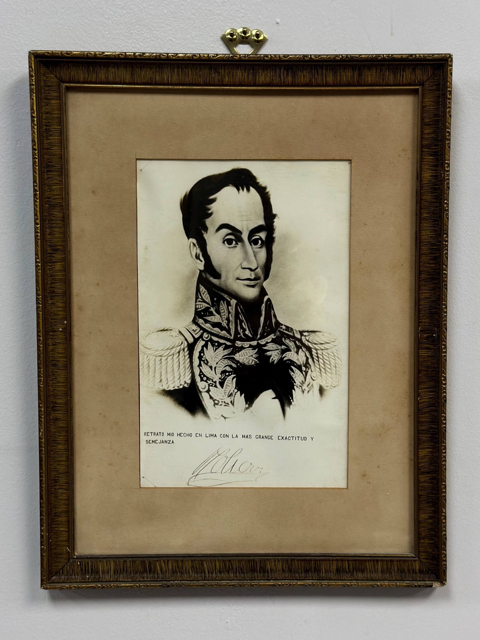 Simon Bolivar, Framed Monochrome Print: This framed monochrome print features a portrait of the South American revolutionary leader Simon Bolivar. The image is a reproduction based on the 1825 oil portrait painted by Jose Gil de Castro in