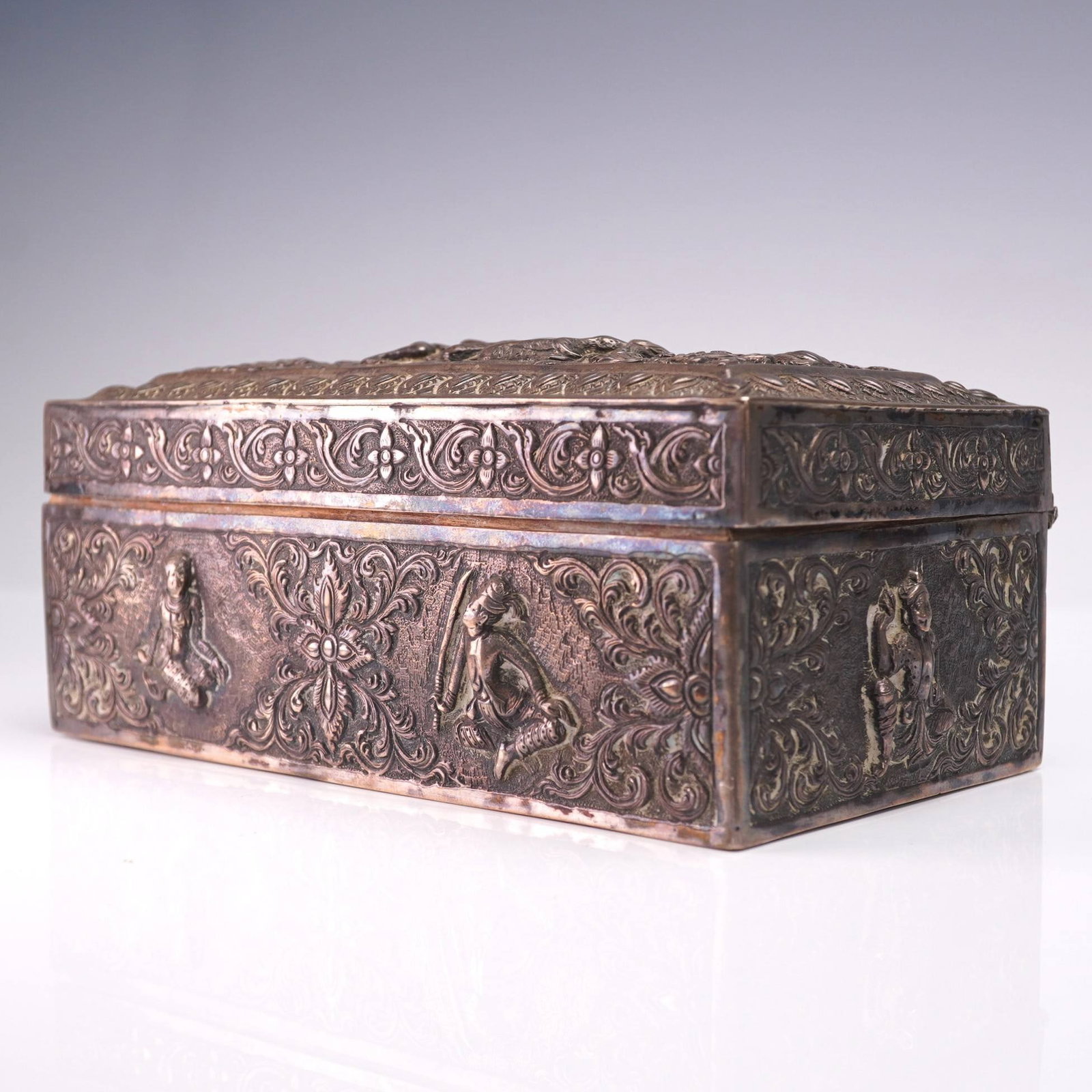 Burmese Figural Repousse Silver Rectangular Box (1 of 7)