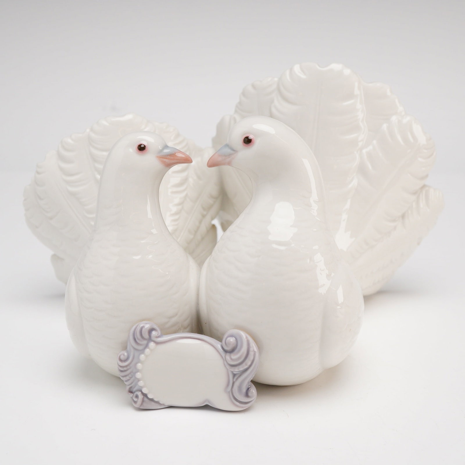 Lladro "Couple of Doves" Porcelain Figurine, Model #1169 (1 of 3)