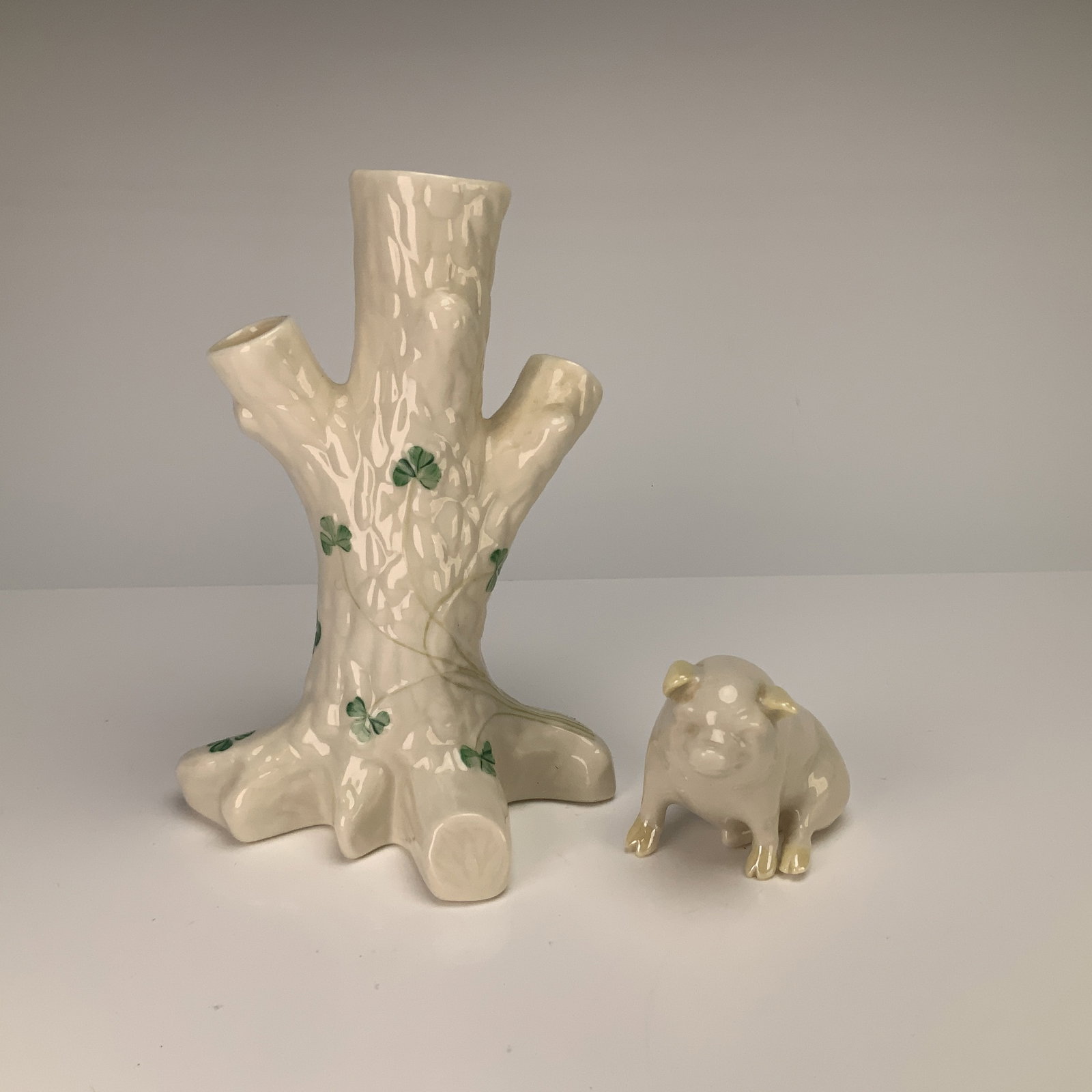 2pc Belleek Pottery Shamrock Tree Trunk Vase & Porcelain Pig Figurine (1 of 4)