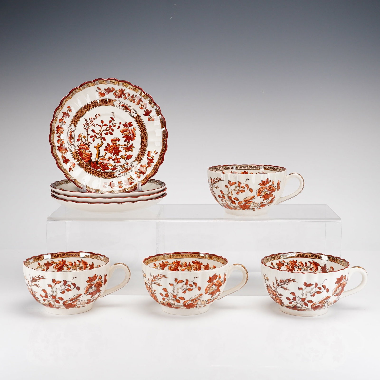 Copeland Spode Indian Tree Teacups and Saucers: This 8pc Copeland and Spode Indian Tree Teacups and Saucers set includes 4 cups and 4 saucers. The service is crafted from fine earthenware ironstone and features the classic Indian Tree pattern, a Ch