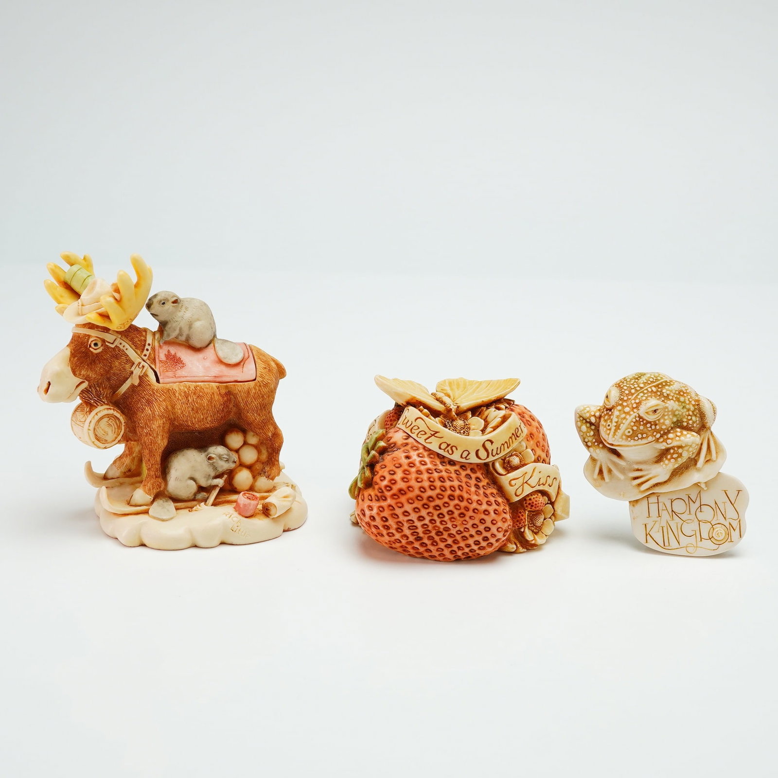 3pc Harmony Kingdom Collectible Boxes and Toad Pin (1 of 4)