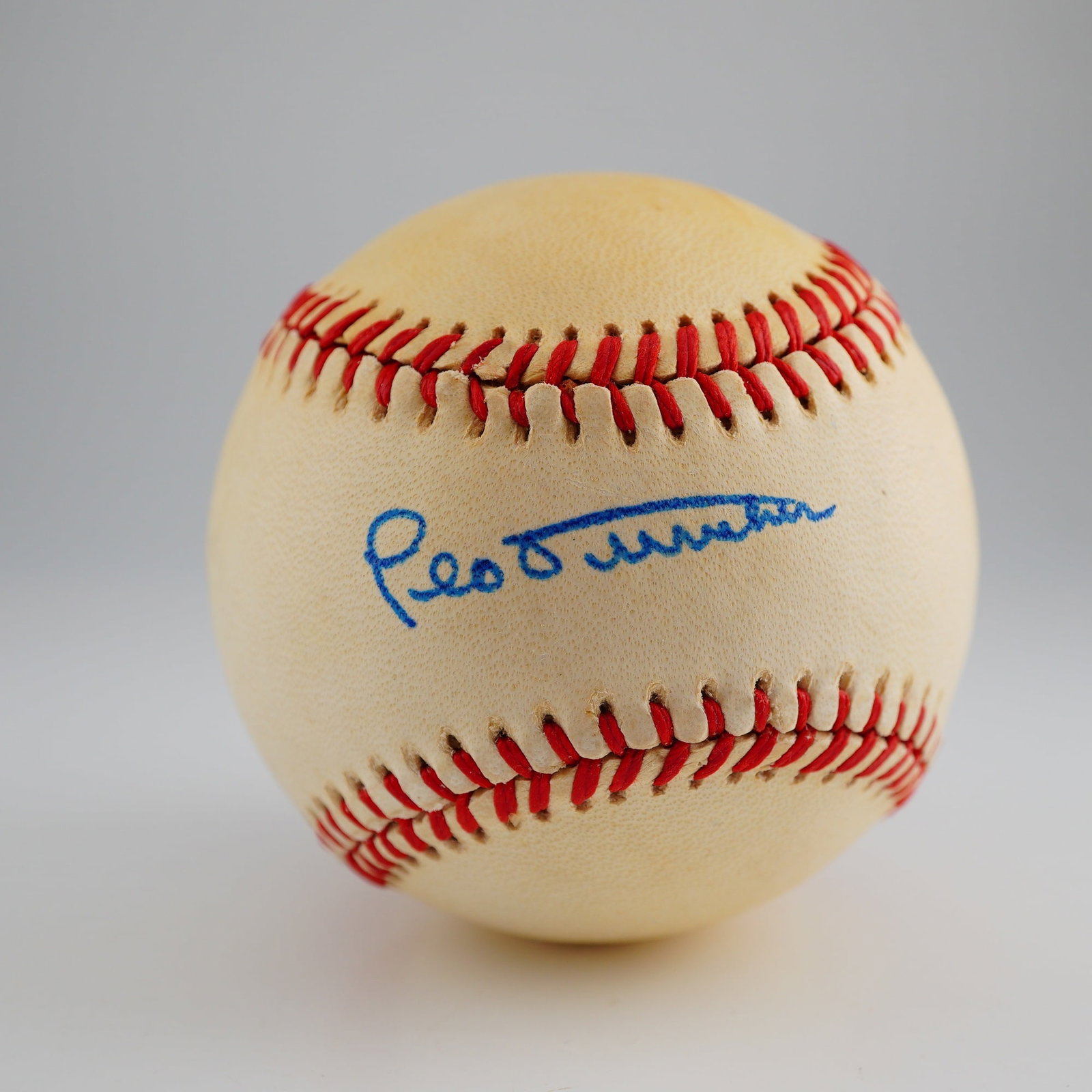 Leo Durocher Signed Rawlings Official National League Baseball PSA Authenticated: This is a premier Rawlings Official National League Baseball signed by legendary Hall of Fame manager and player Leo Durocher. The baseball features a bold, clear signature of Durocher in blue ink acr