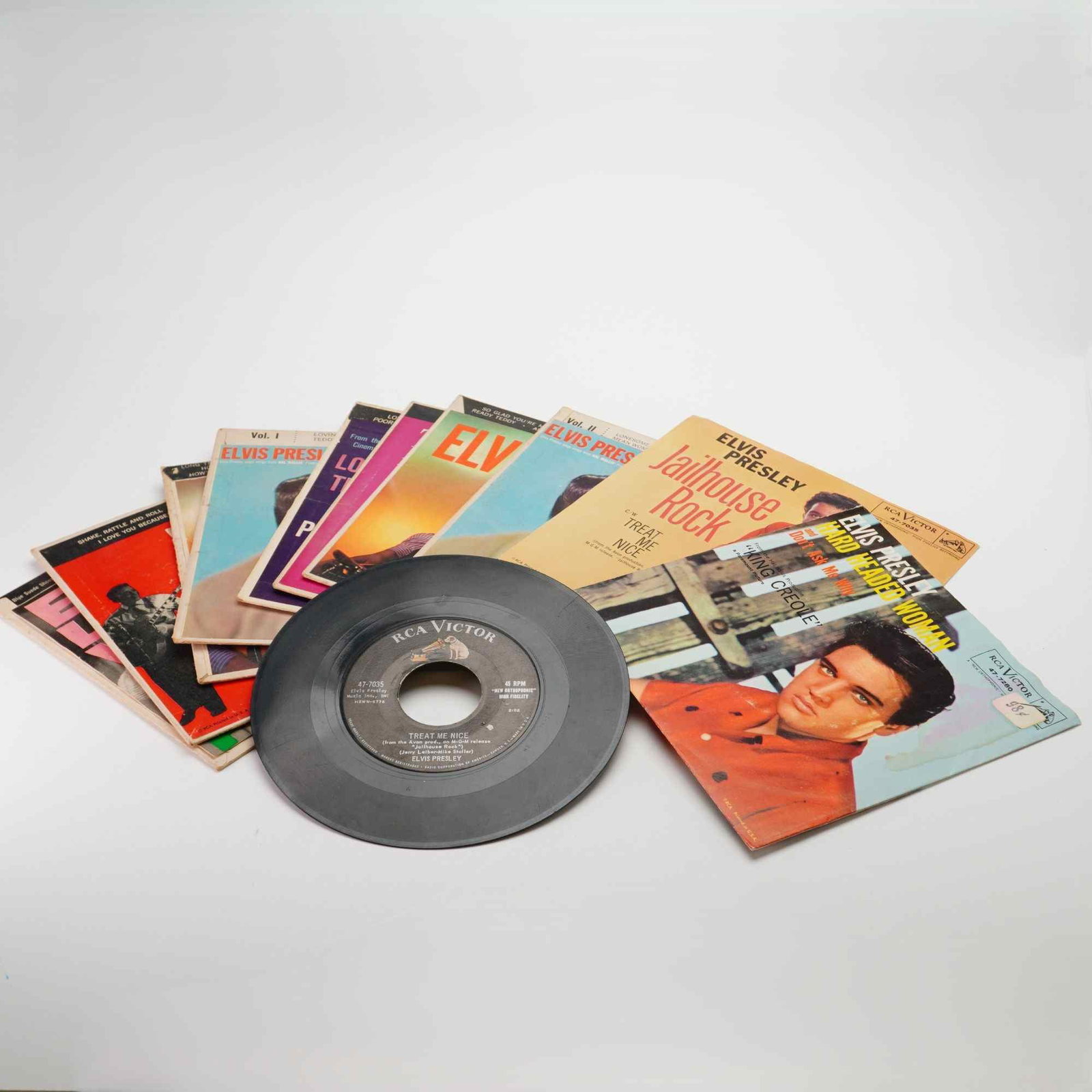 11pc Elvis Presley RCA Victor 45 RPM 1950s Records (1 of 4)