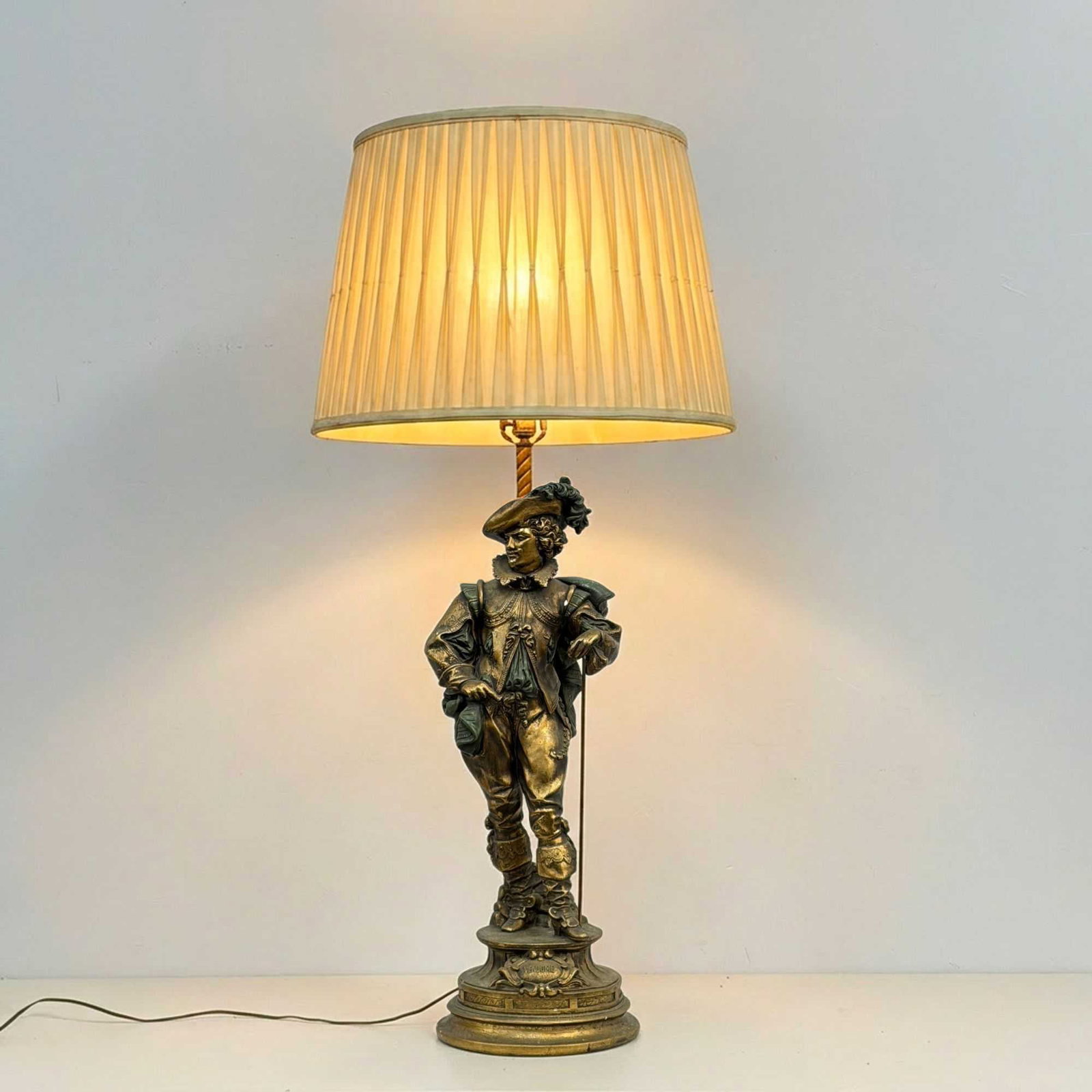Polychrome and Gilded Plaster Cast Metal Statue Lamp w/ French Duke de Vendome: A sculptural table lamp featuring a cast metal figure of 17th-century French military commander Louis Joseph de Bourbon, Duke de Vendome. The figure is rendered as a cavalier, depicted in period attir