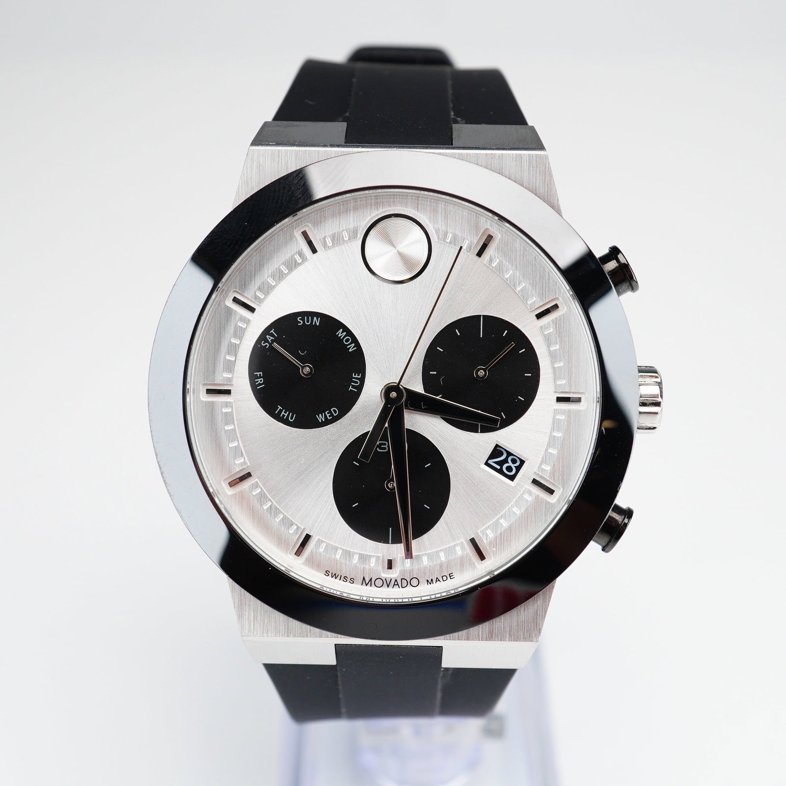 Movado Bold Fusion Chronograph Black Silicone Strap Watch (1 of 5)