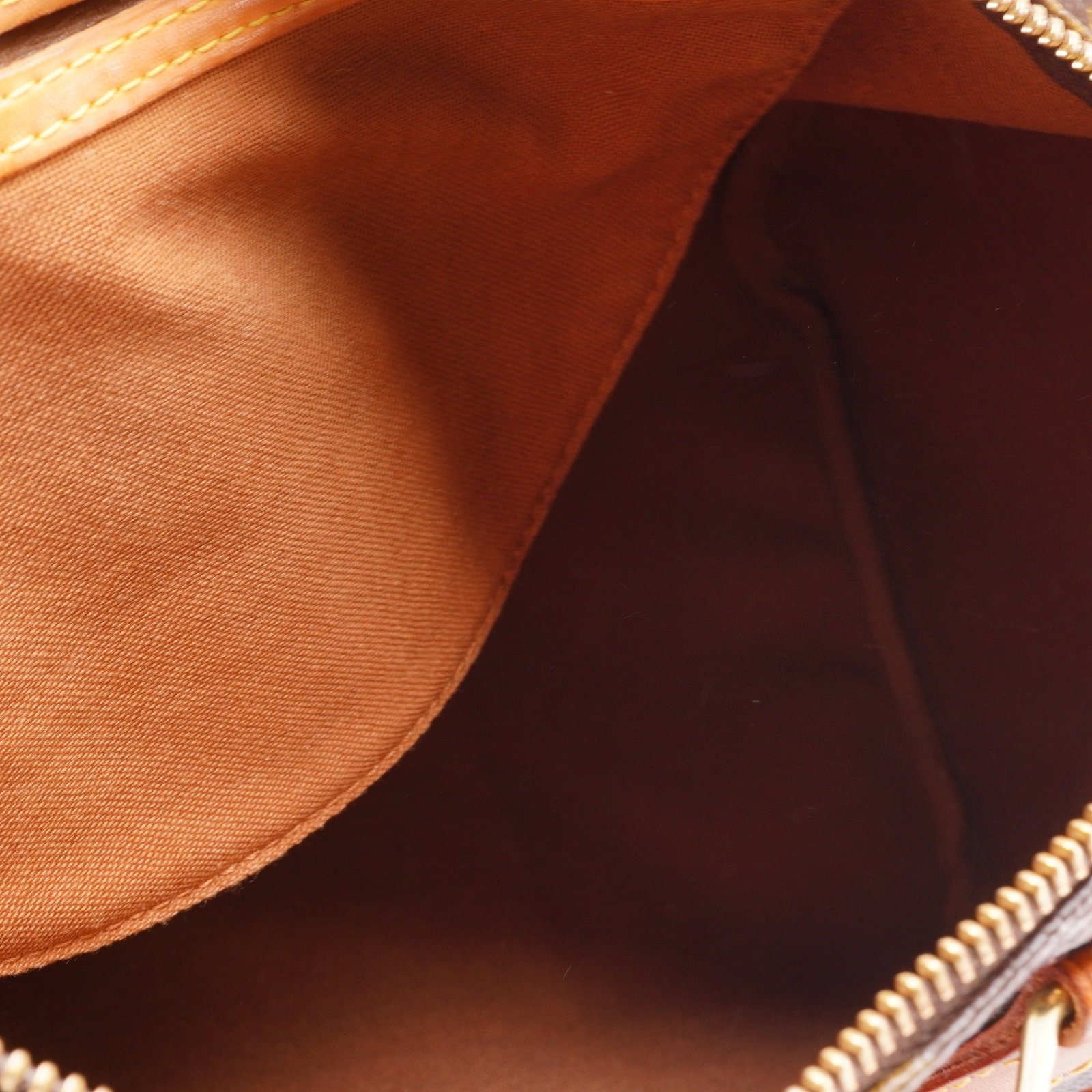 Louis Vuitton Monogram Speedy 30 Handbag - 5