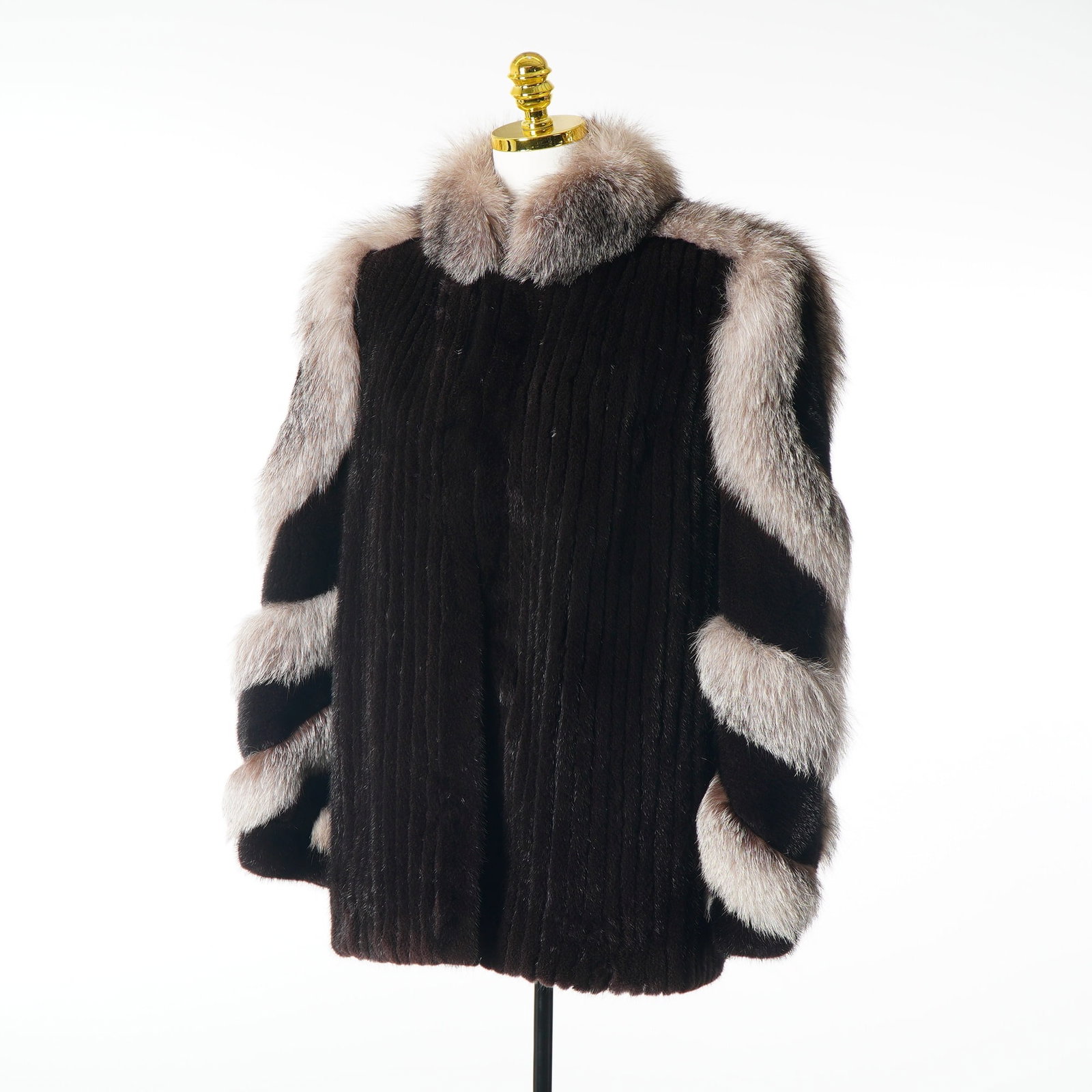Day Furs Carmel Indiana Custom Mixed Mink & Fox Fur Coat (1 of 5)