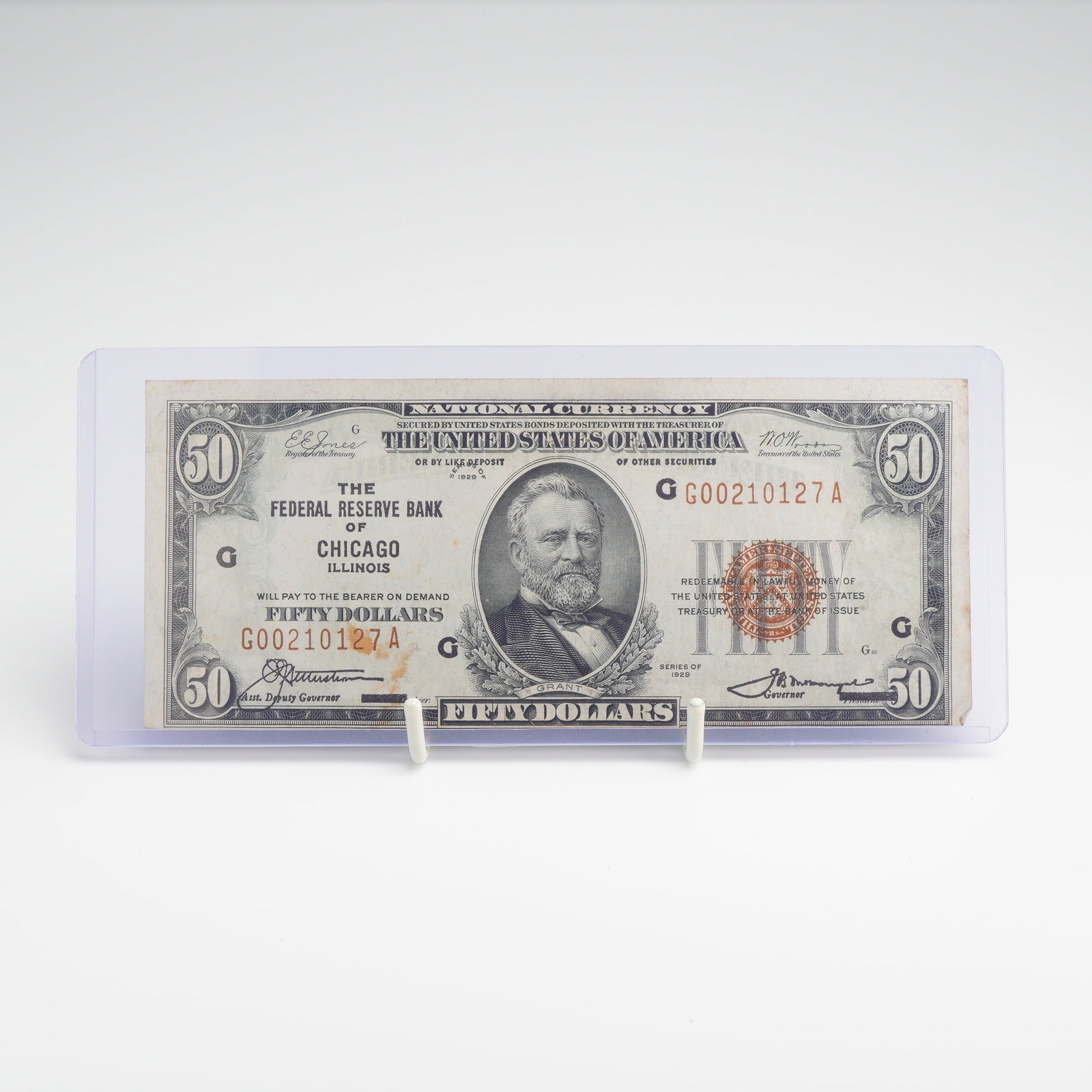 US Series 1929 $50 Federal Reserve Bank Note Chicago IL Fr. 1880-G: This vintage US currency bill $ 50.00 is a Series 1929 Federal Reserve Bank Note issued by the Federal Reserve Bank of Chicago, Illinois (District G), identified as Friedberg 1880-G. The obverse featu