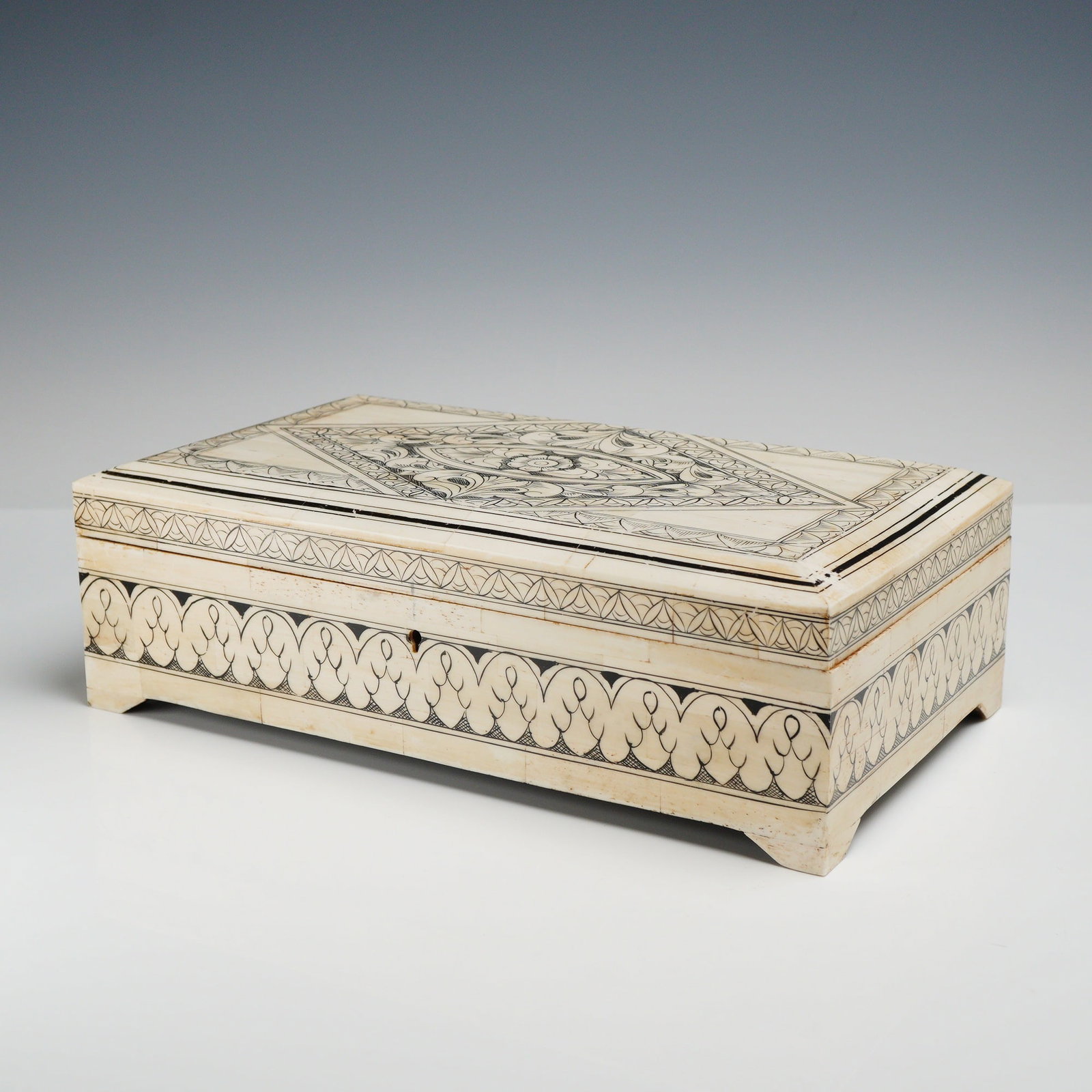 Vintage Bone-Veneered and Wood Decorated Box in the Vizagapatam Style (1 of 4)