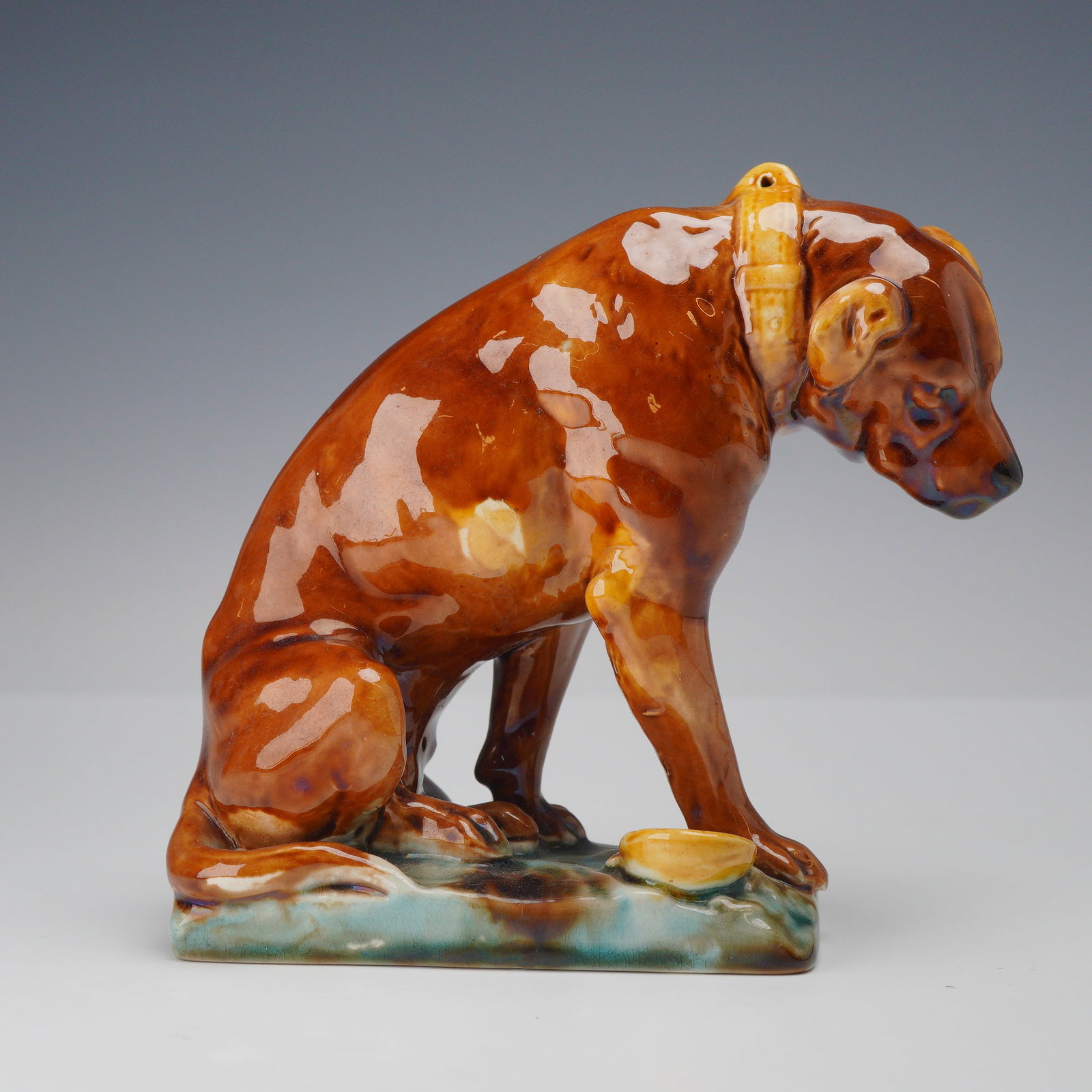 Minton Majolica Seated Dog Figurine (1 of 3)