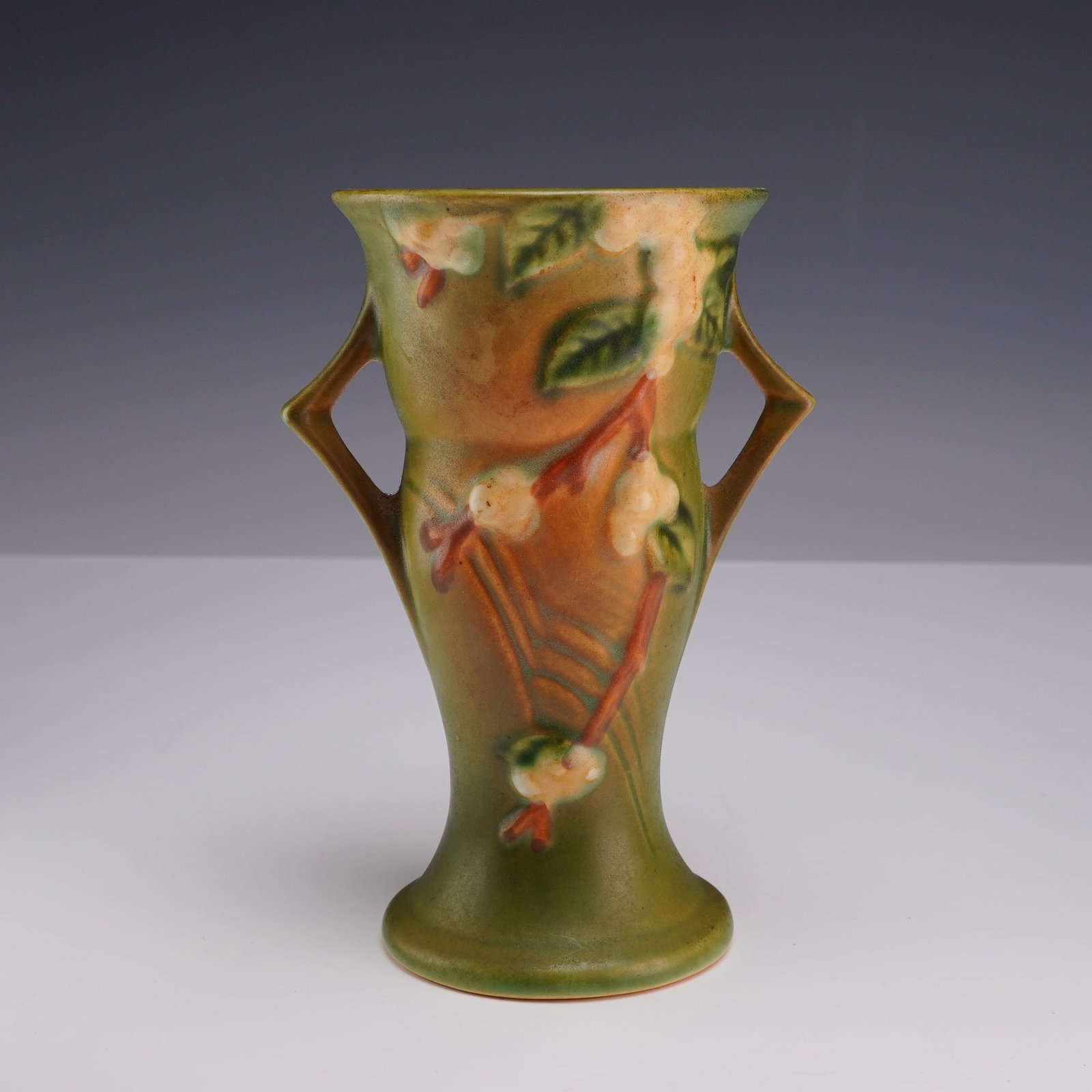 Roseville Art Pottery Snowberry Green Double Handled Vase 1V-6 (1 of 3)