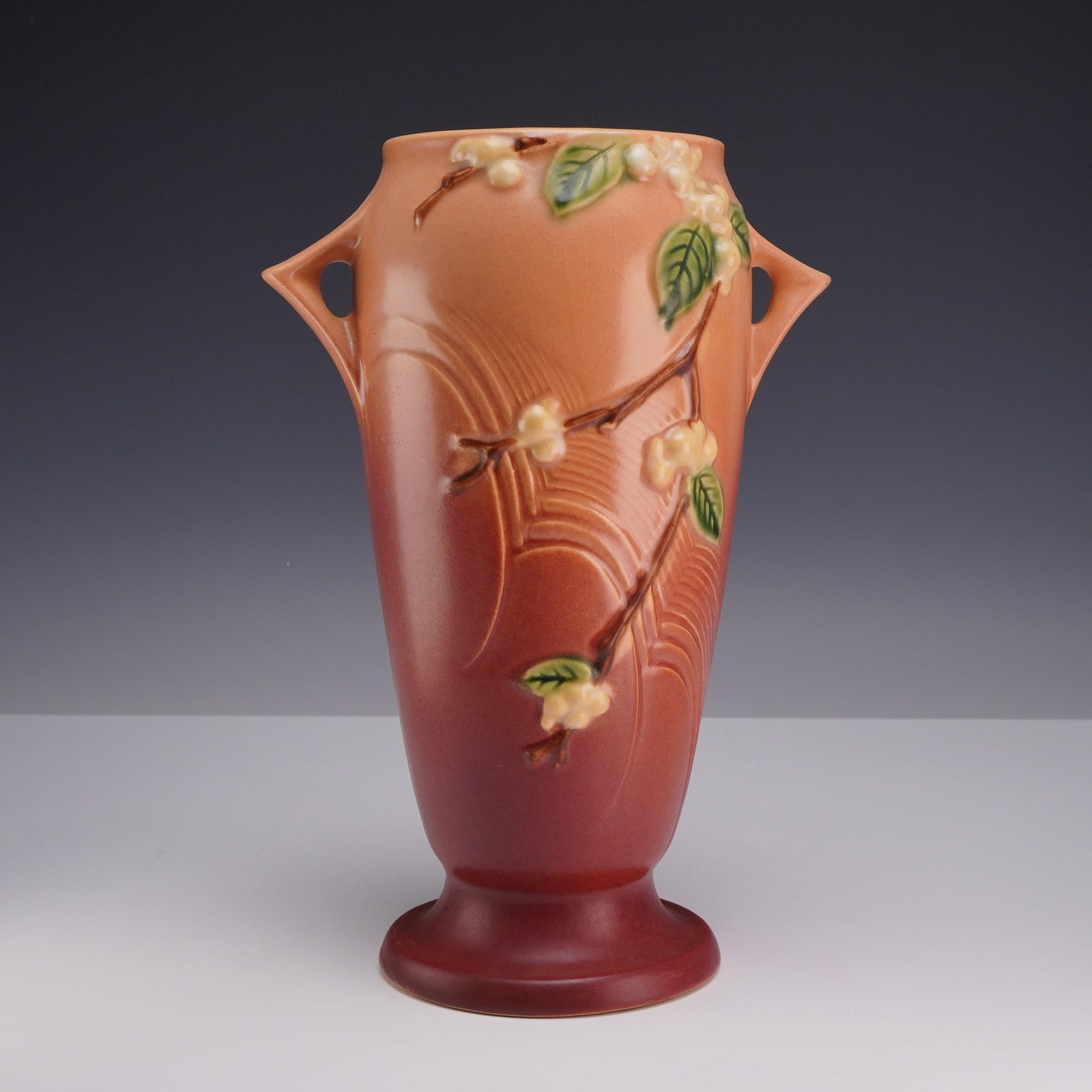 Roseville Art Pottery Snowberry Pattern Pink Handled Vase 1V1-10 (1 of 3)