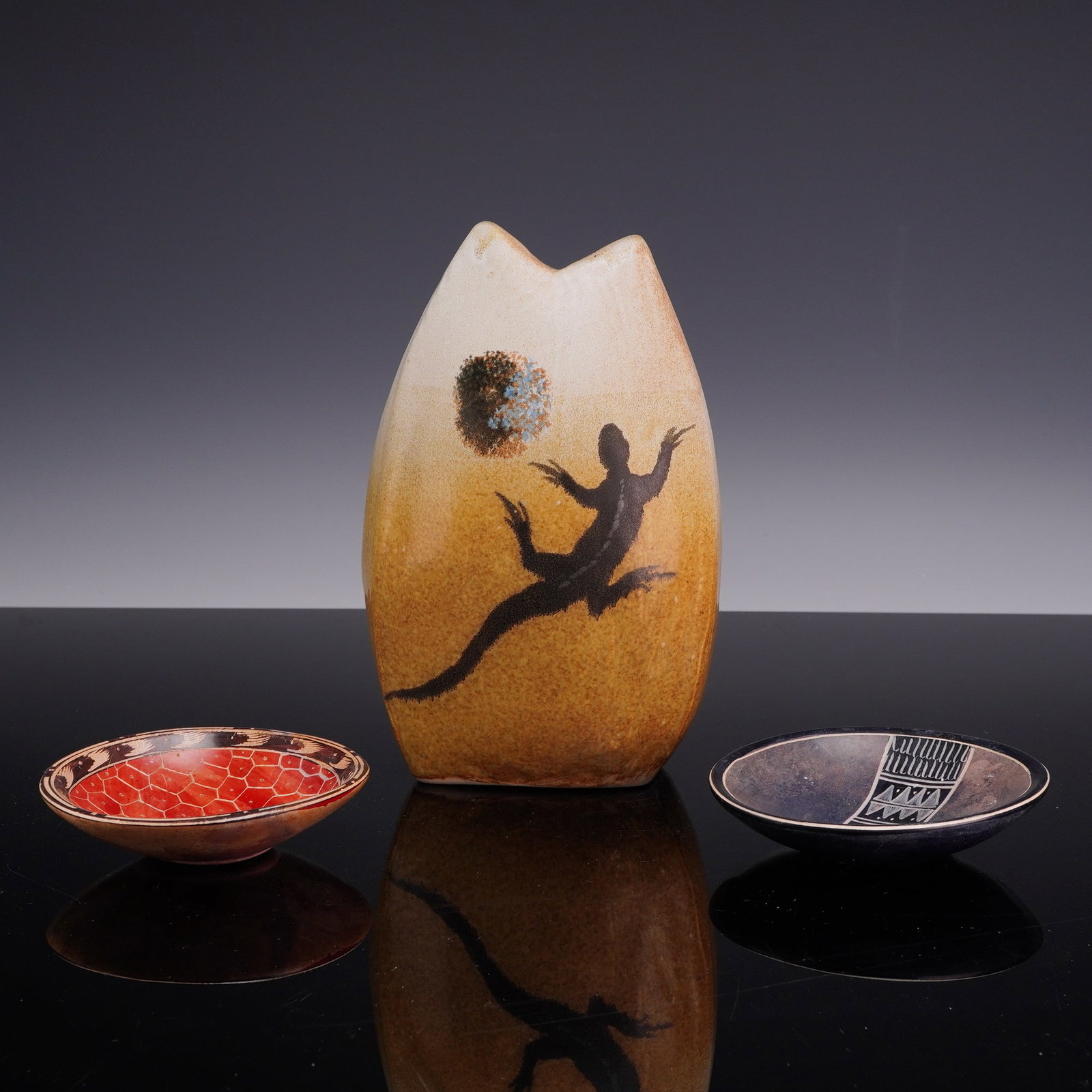 Three Vintage Studio Pottery Items, Lizard Motif Vase and Two Finger Bowls (1 of 3)