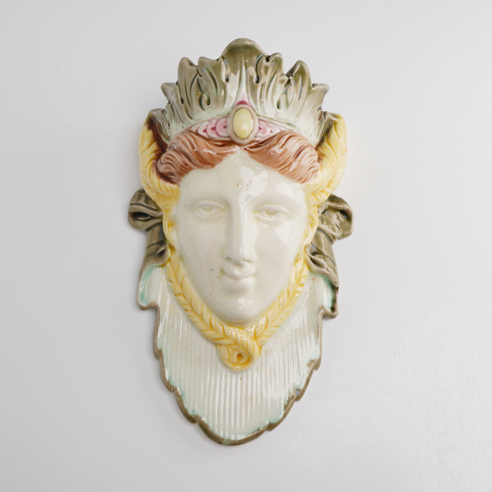 Wedgwood Majolica Neoclassical Figural Head Wall Pocket (1 of 4)
