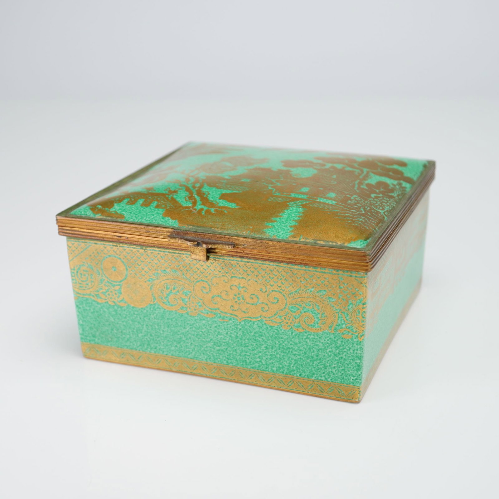 Wedgwood for T. Goode and Co. Chinoiserie Gilt Porcelain Box (1 of 3)