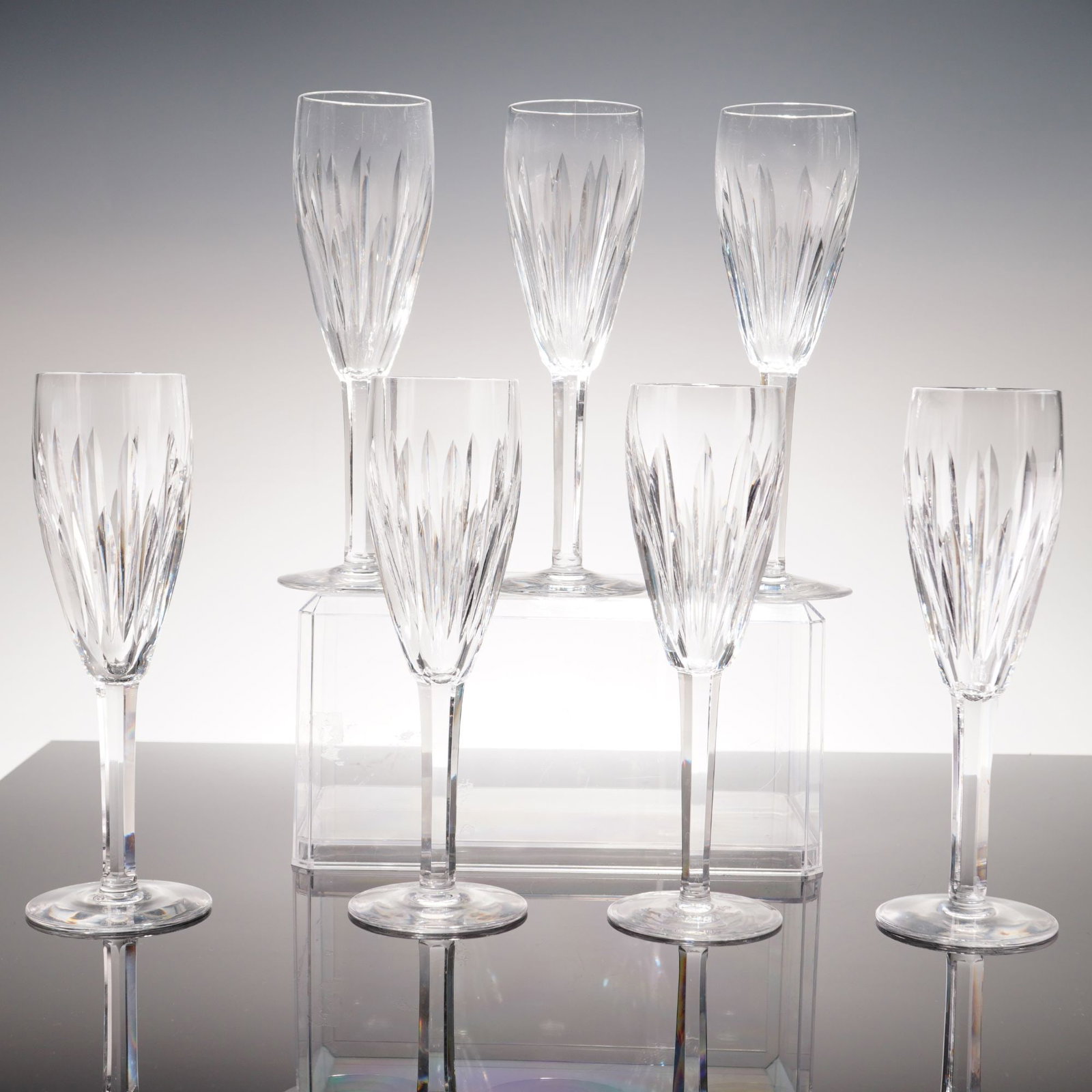 7pc Waterford Crystal Champagne Flutes in the Carina Pattern (1 of 4)