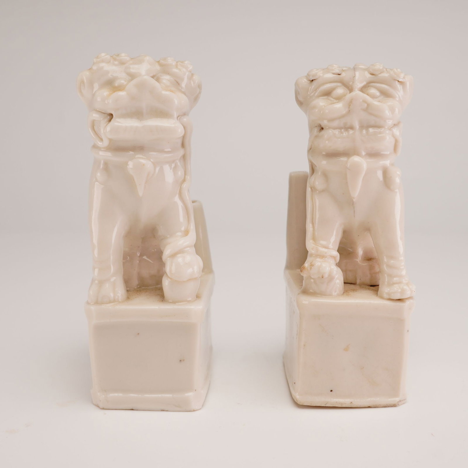 Pair of Chinese Dehua Blanc de Chine Foo Dogs Joss Stick Holders (1 of 4)