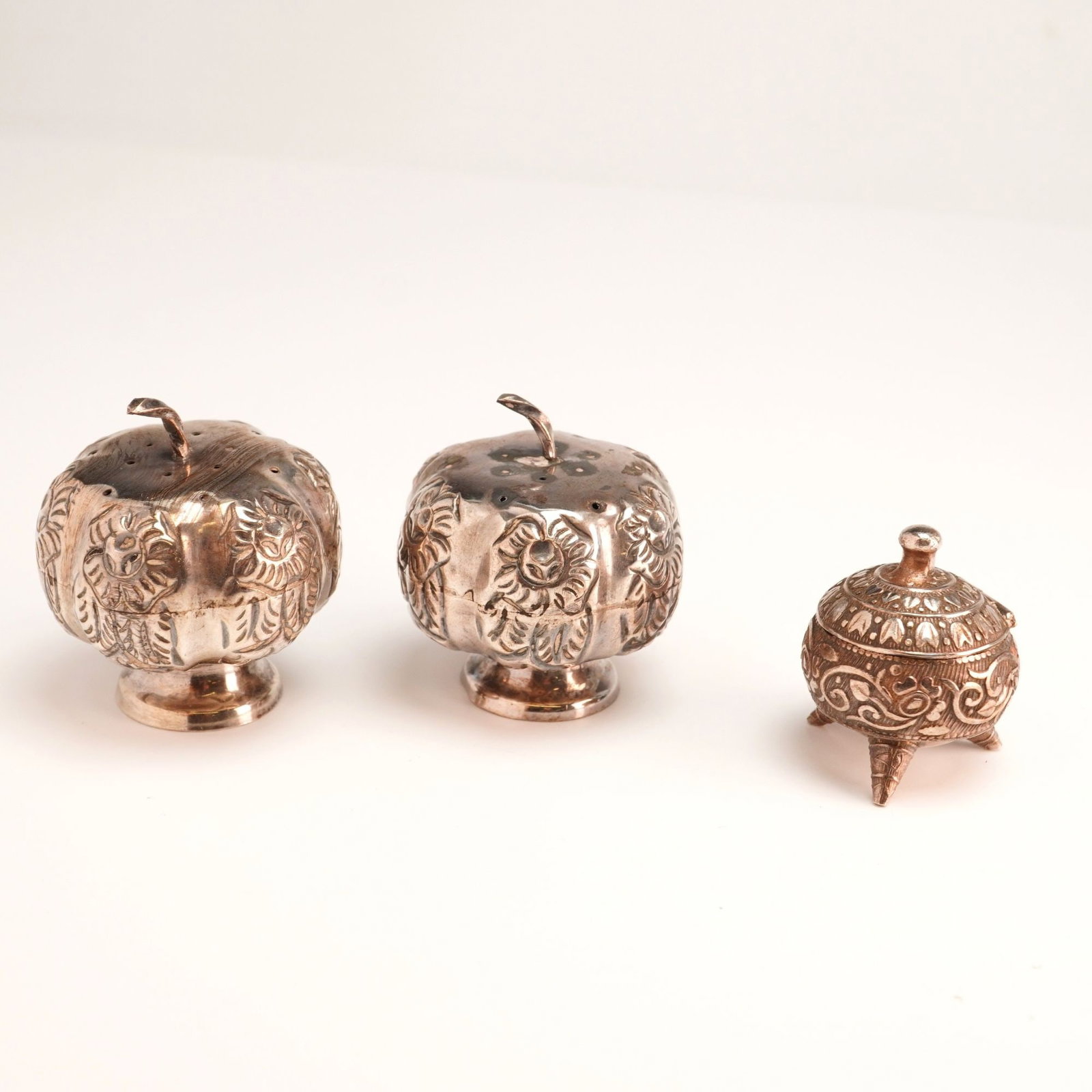 Three-Piece Mexican Sterling Silver Repousse Floral Tableware Set (1 of 5)
