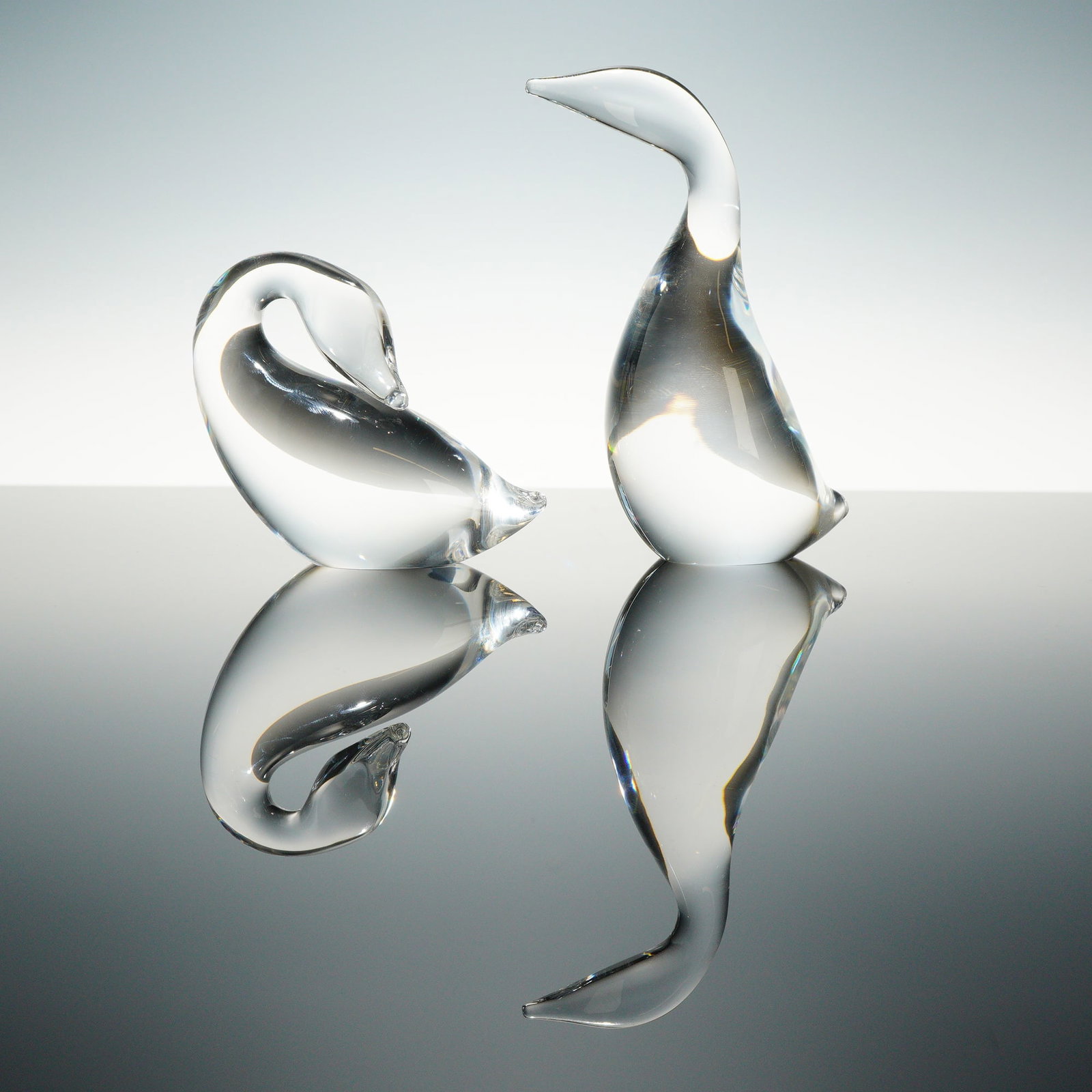 2pc Steuben Art Glass Swan Figurines (1 of 4)
