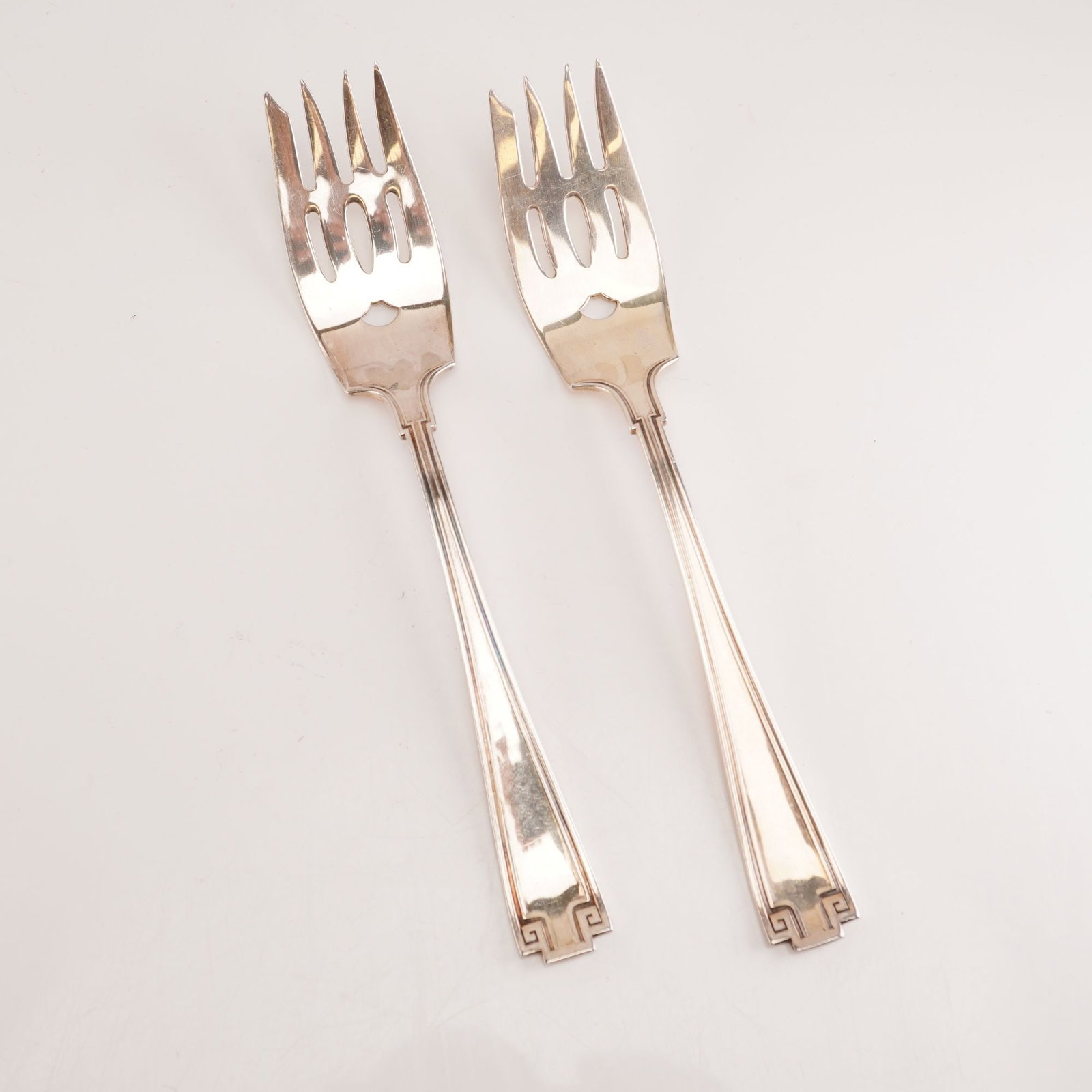 2pc Gorham Sterling Silver Pastry Forks, Etruscan: Crafted in the iconic Etruscan pattern, produced by Gorham from 1913 to 1991, these sterling silver pastry forks reflect a Greco-Roman revival design defined by its balanced symmetry and signature Gre