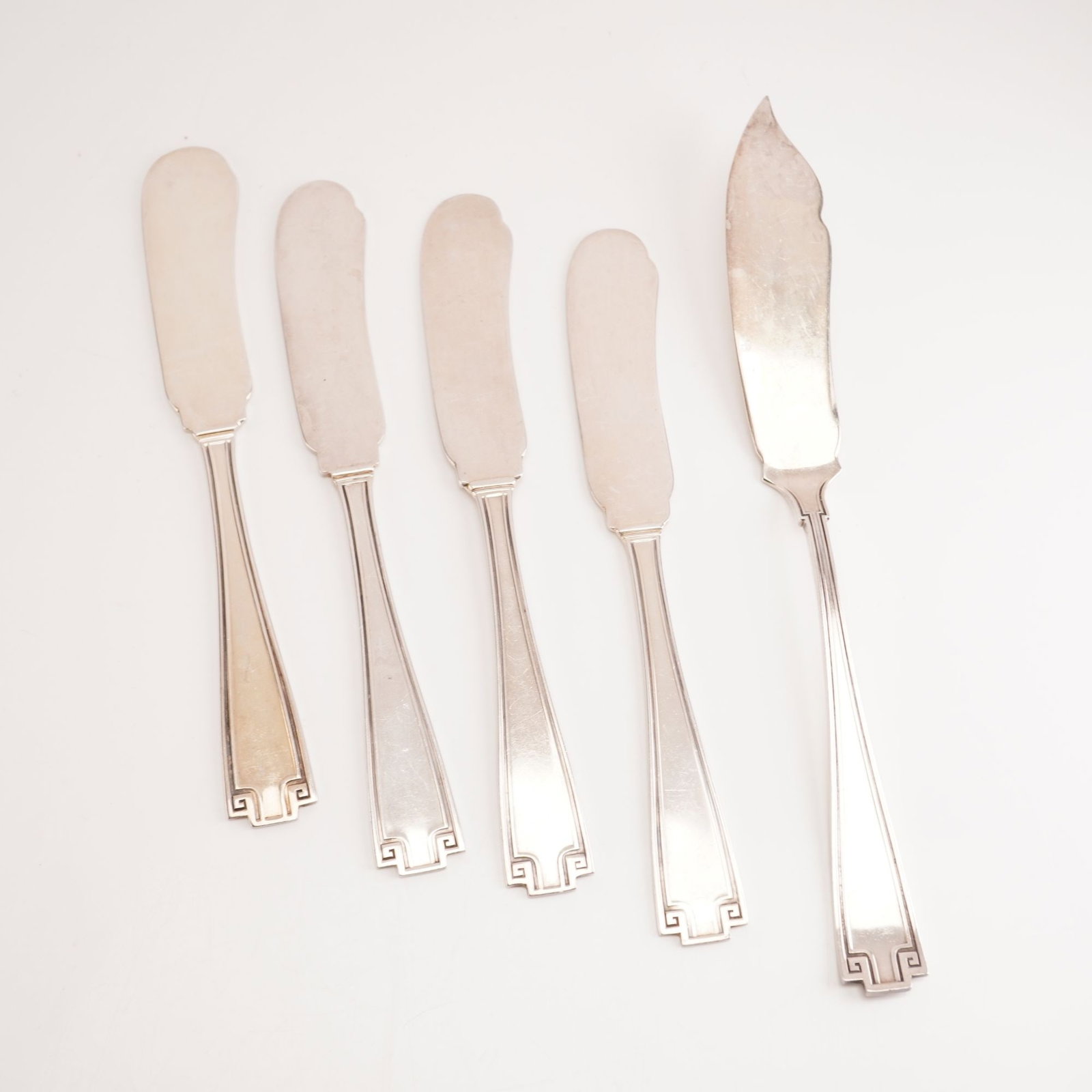 5pc Gorham Sterling Silver Flat Handle Butter Spreaders and Master Butter Knife, Etruscan (1 of 4)