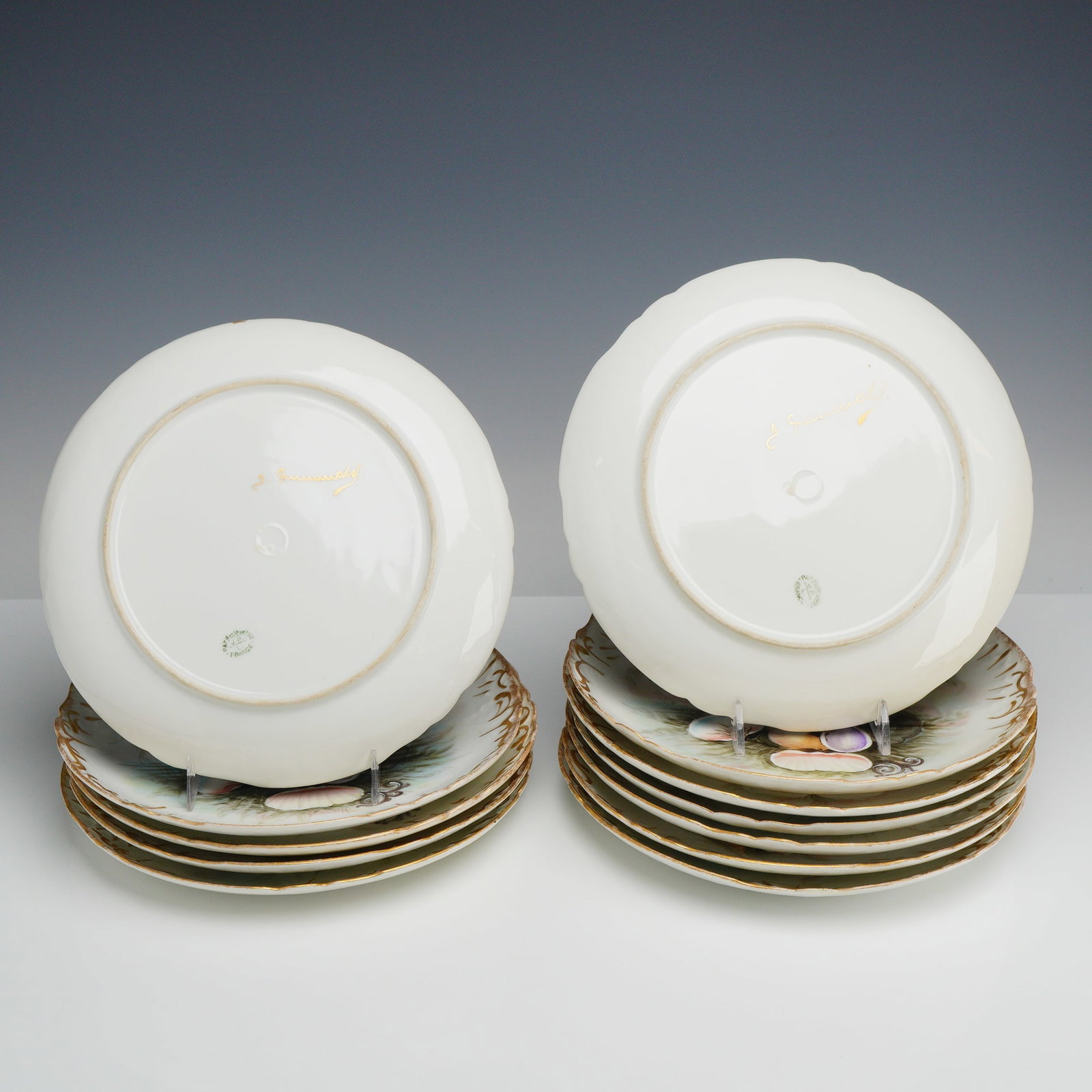 Set of 12 Jean Pouyat Limoges Hand-Painted Porcelain Dessert Plates, Shell Motif - 3