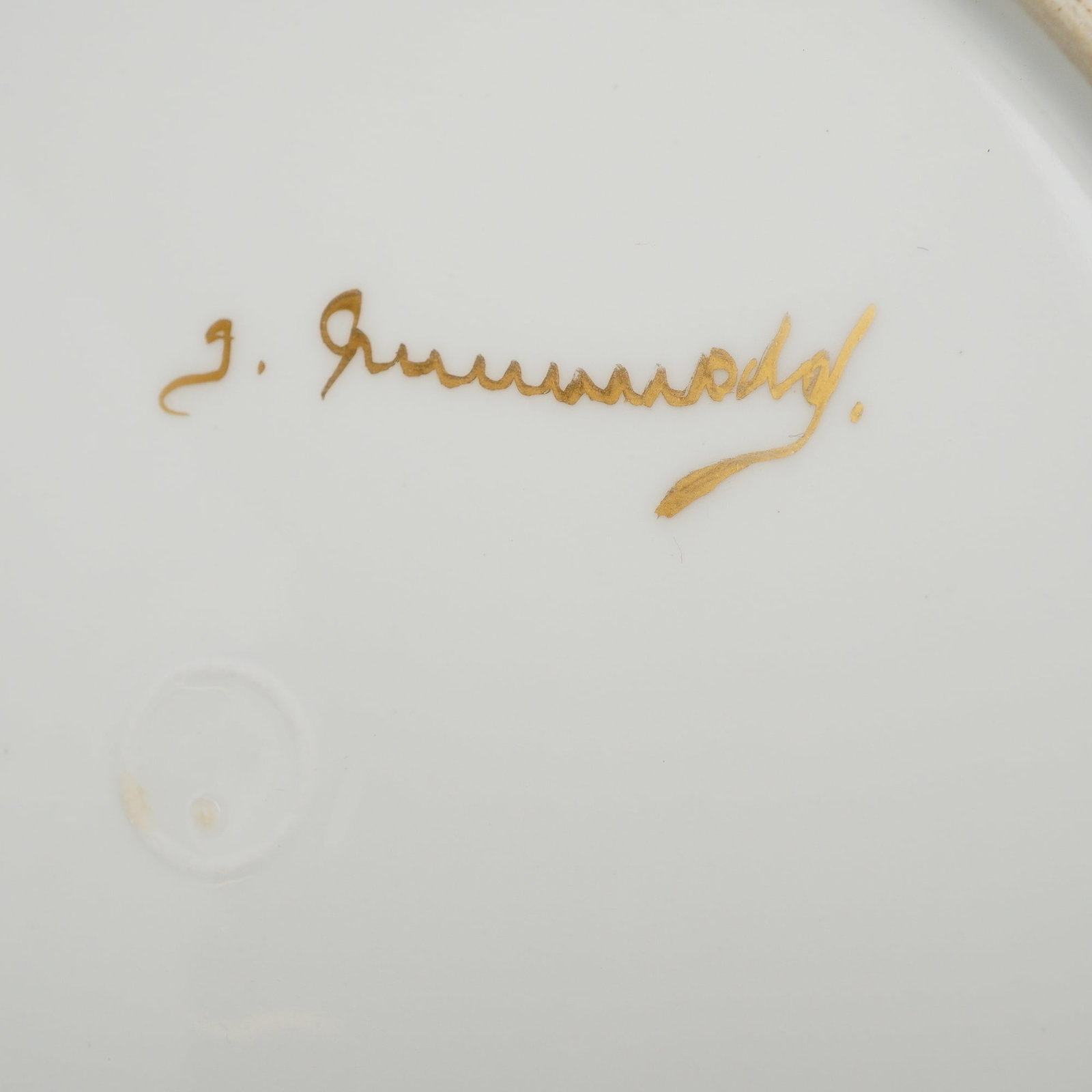 Set of 12 Jean Pouyat Limoges Hand-Painted Porcelain Dessert Plates, Shell Motif - 4
