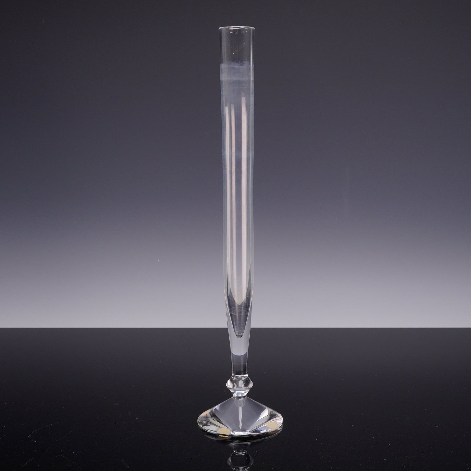 Baccarat Crystal Vega Bud Vase (1 of 3)
