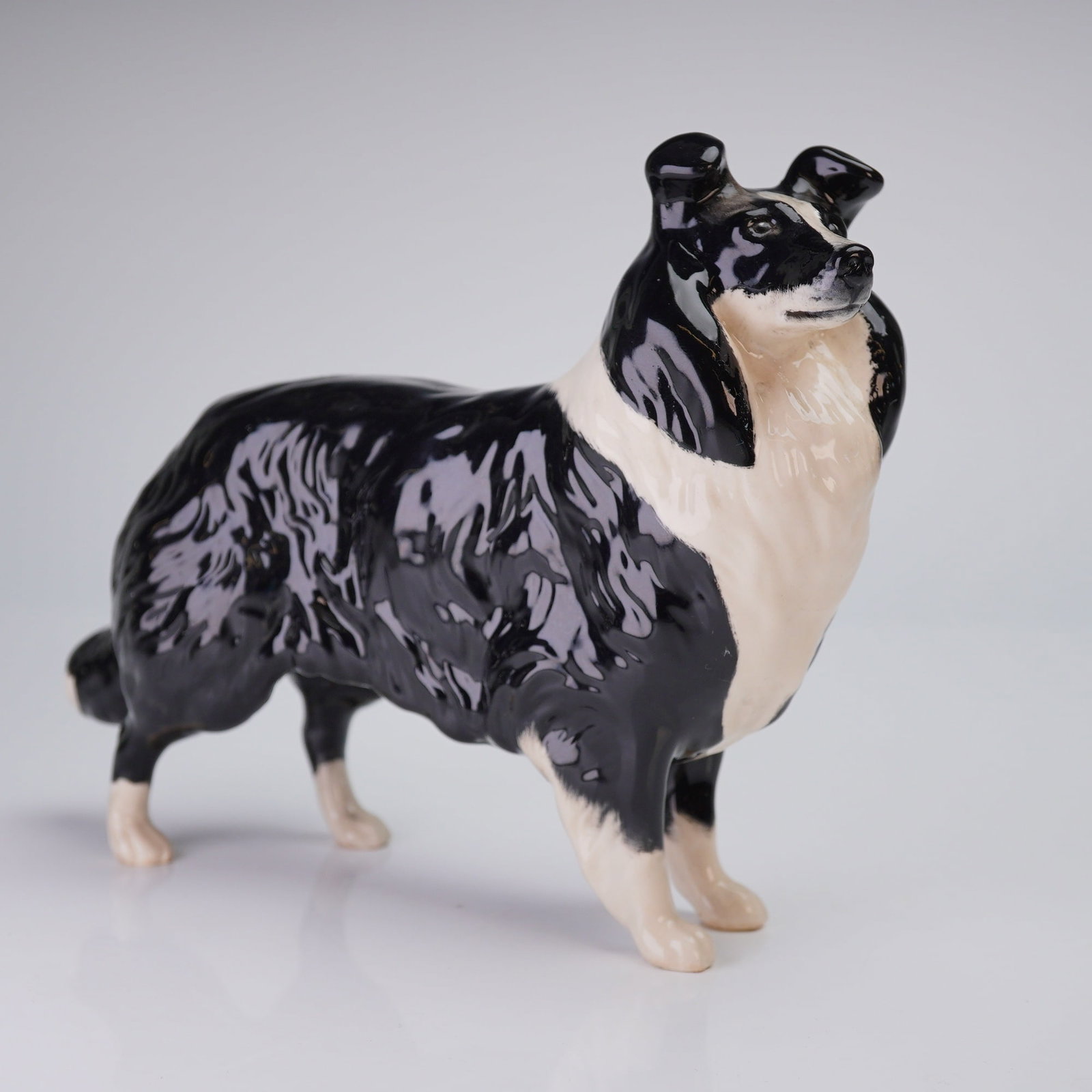 Beswick Black and White Sheepdog Figurine, Model 1792 (1 of 4)