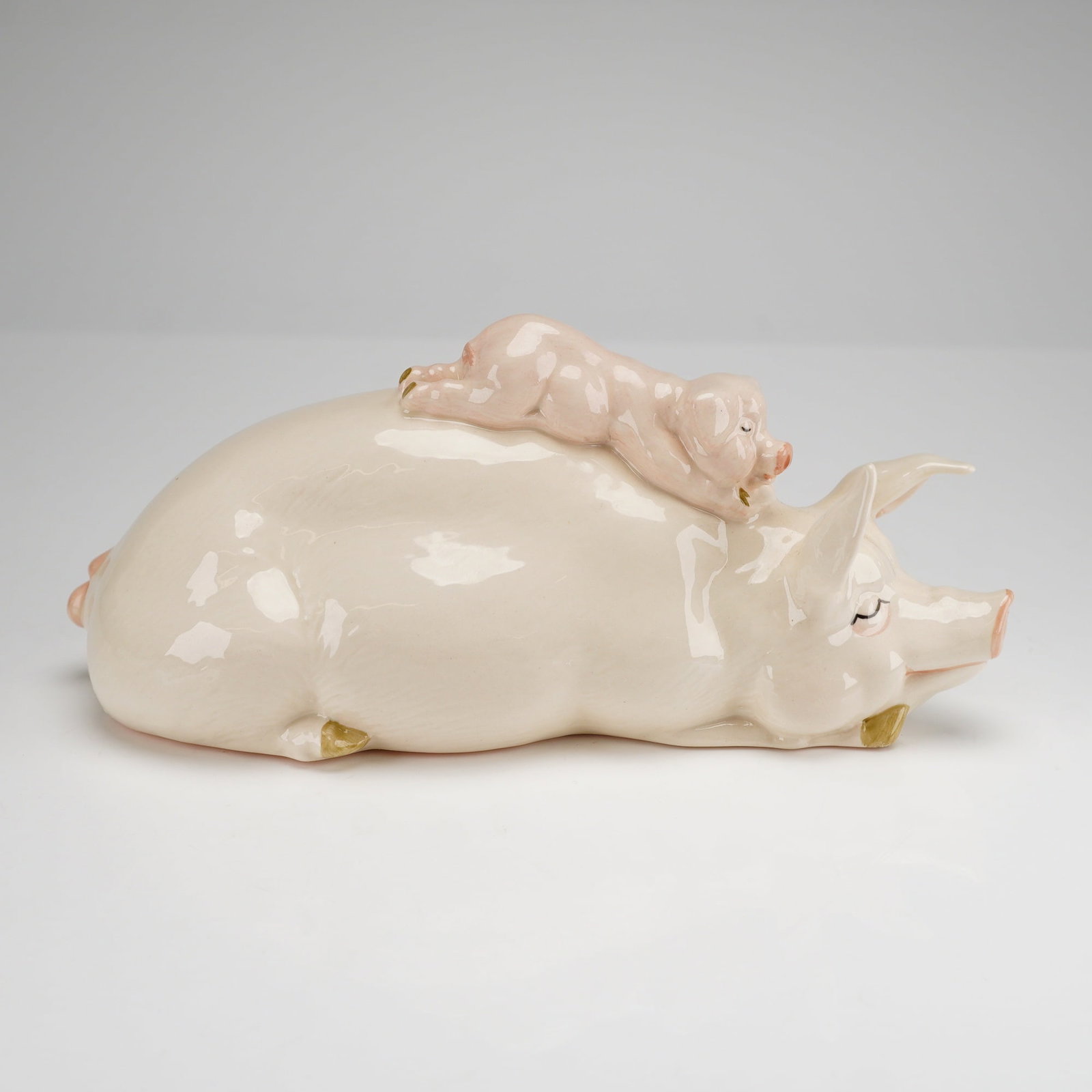 Beswick Pig and Piglet Piggyback Glazed Ceramic Figurine Model 2746 (1 of 4)