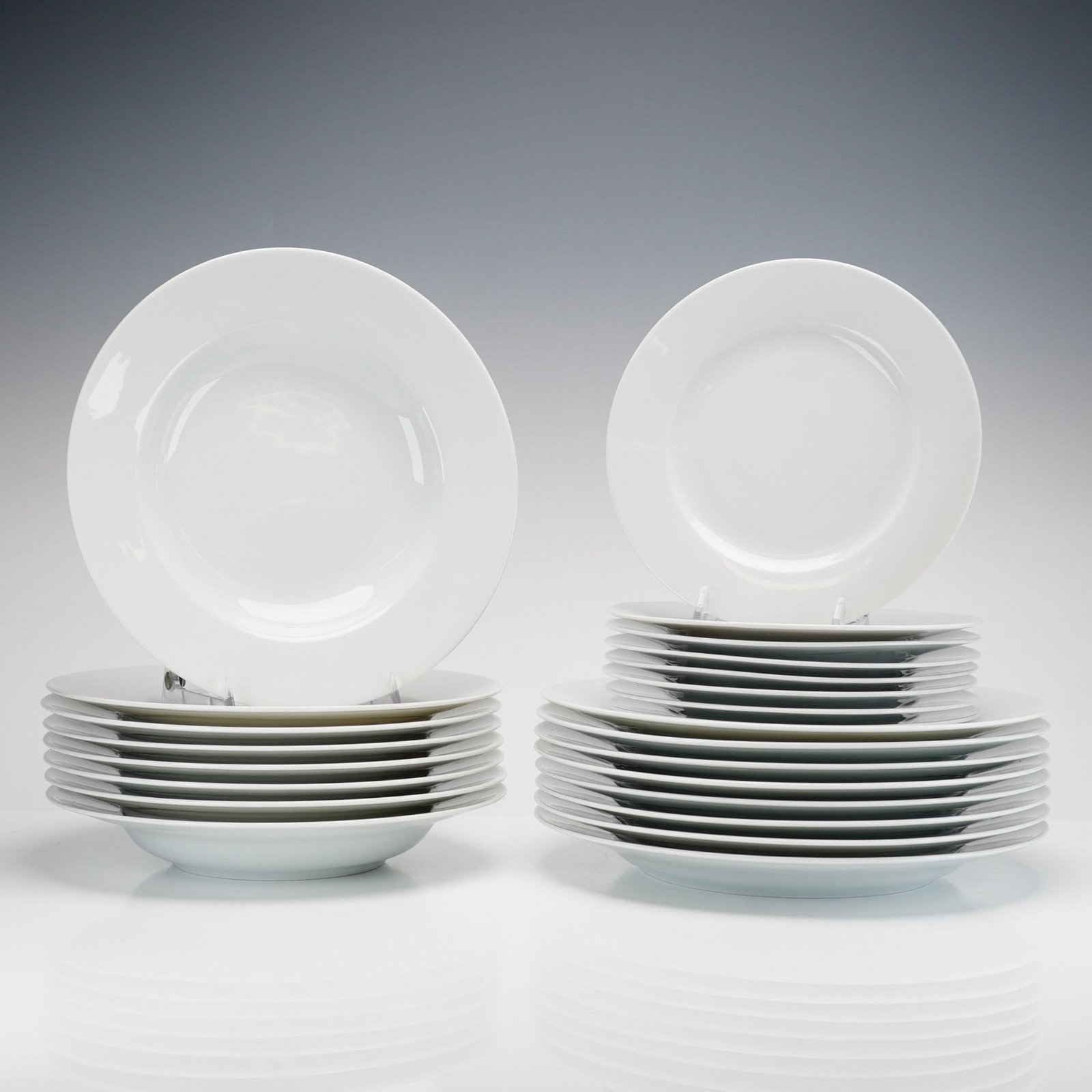 24pc Limoges White Porcelain Dinnerware Set (1 of 3)