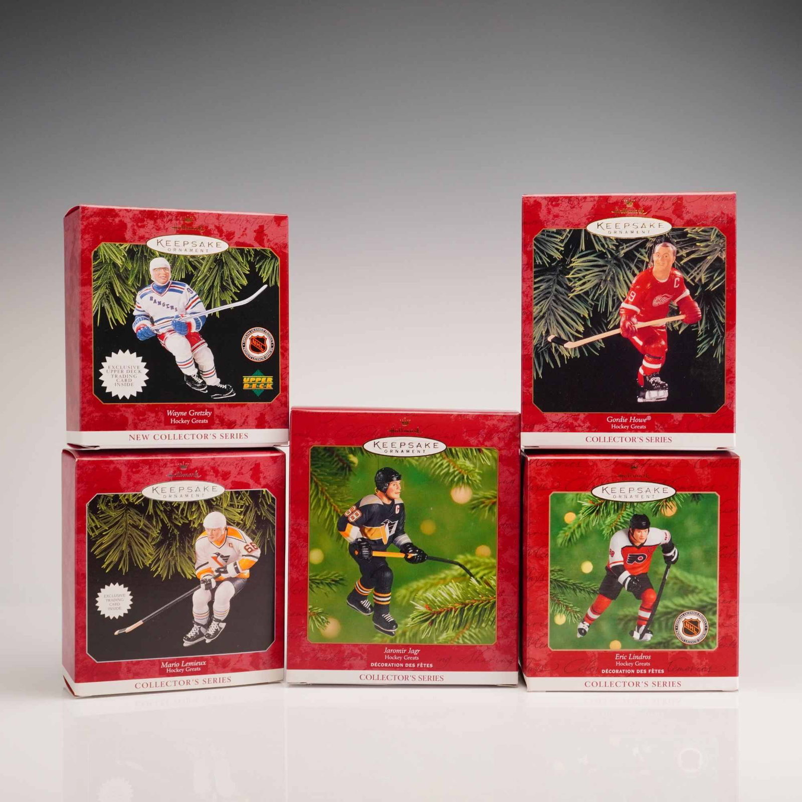 5pc Hallmark Keepsake Ornaments, Hockey Greats: This group consists of five Hallmark Keepsake Ornaments from the Hockey Greats Collector's Series, issued between 1997 and 2001. The collection features legendary NHL players in dynamic action poses a