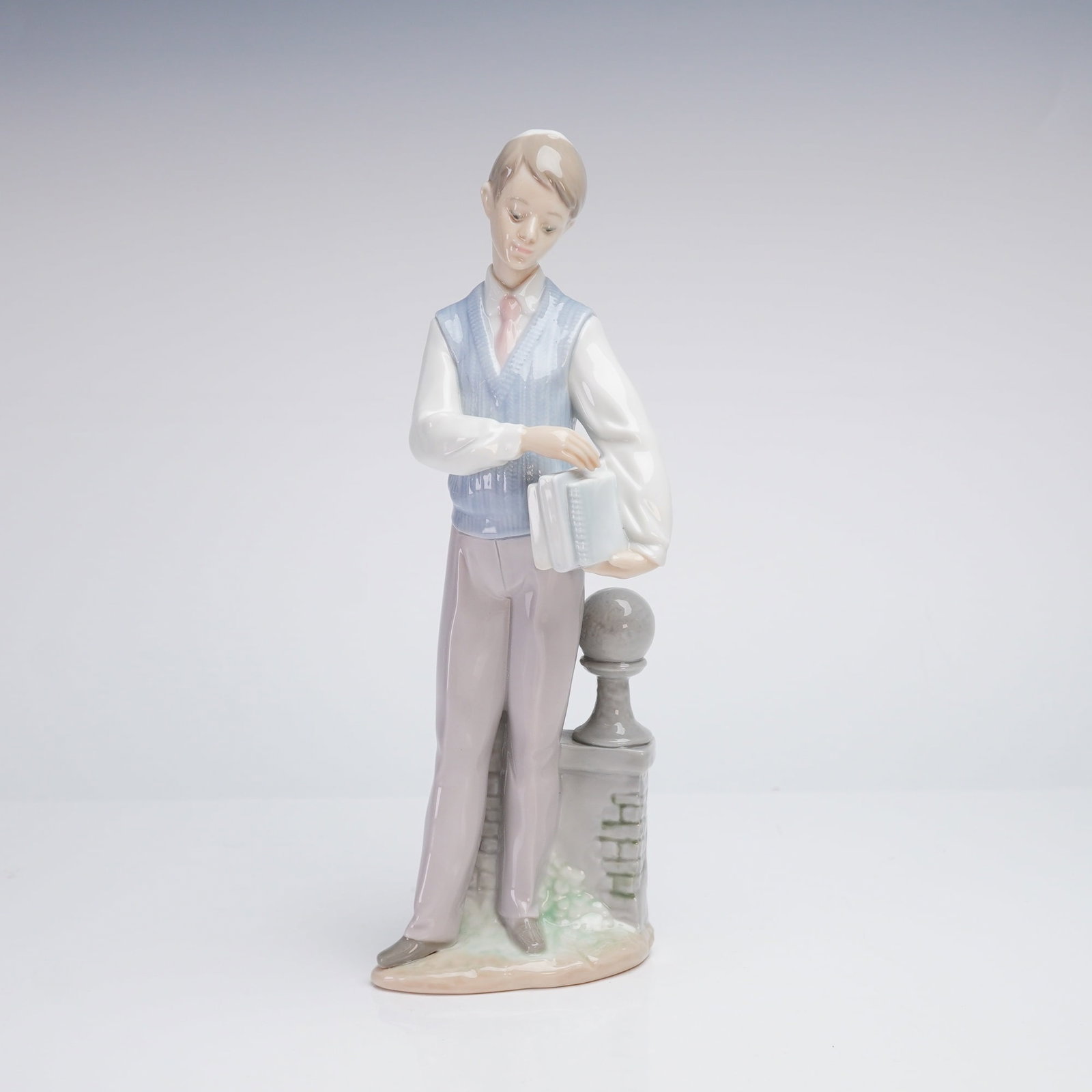 Lladro Hebrew Scholar Porcelain Figurine 6029 (1 of 4)