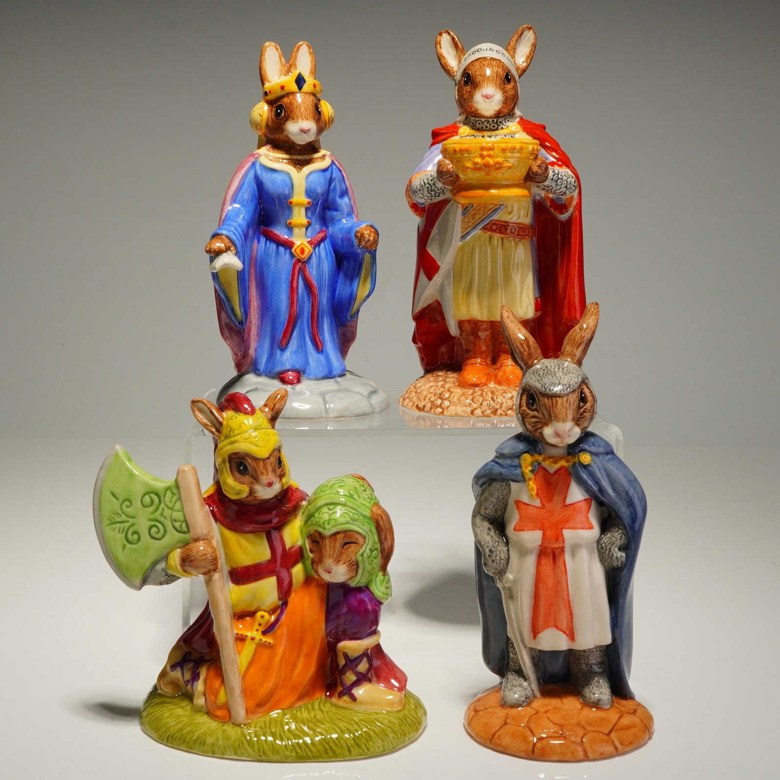 4pc Royal Doulton Arthurian Legends and Robin Hood Bunnykins Figurines (1 of 3)