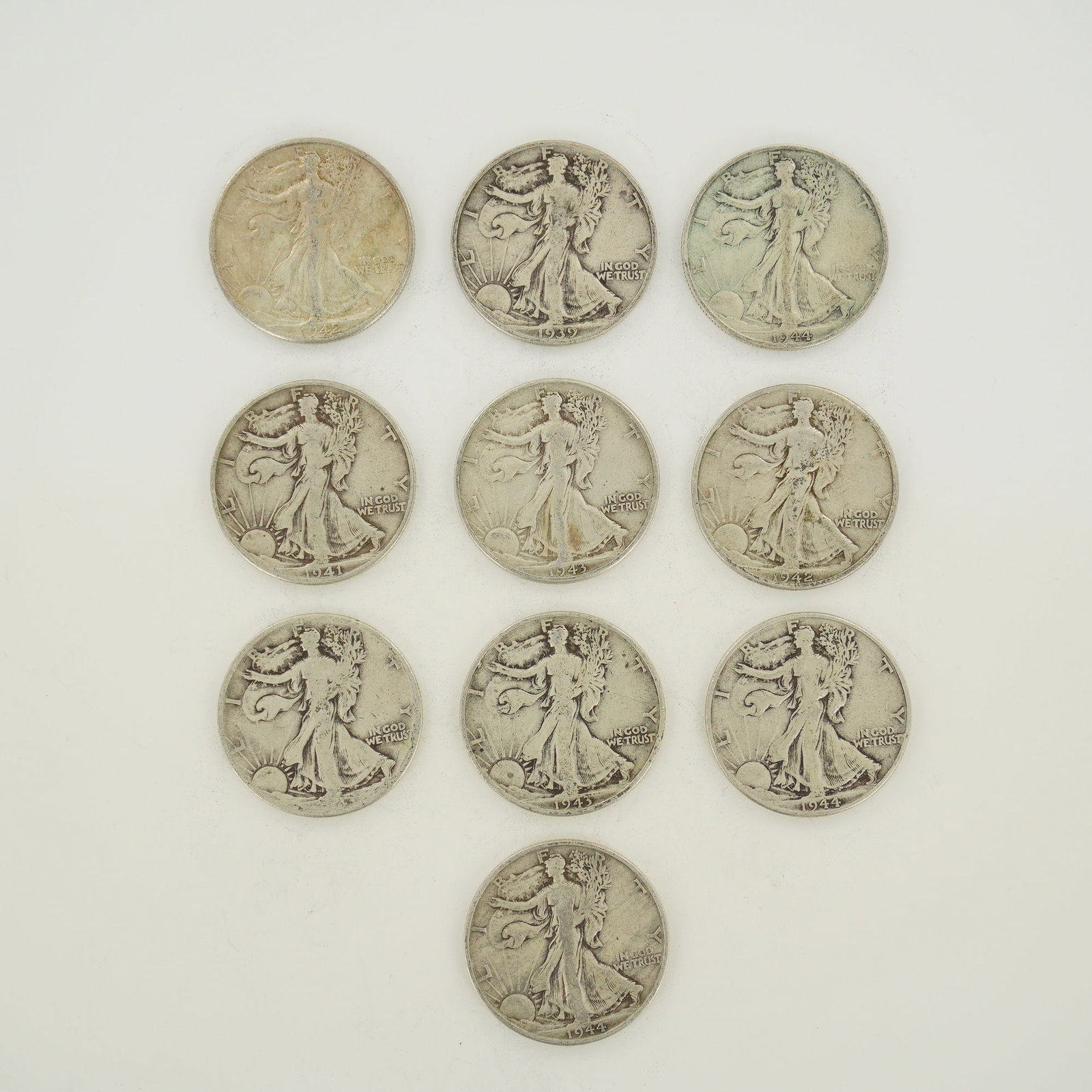 A Collection of US Walking Liberty 90% Silver Half Dollars (1 of 2)