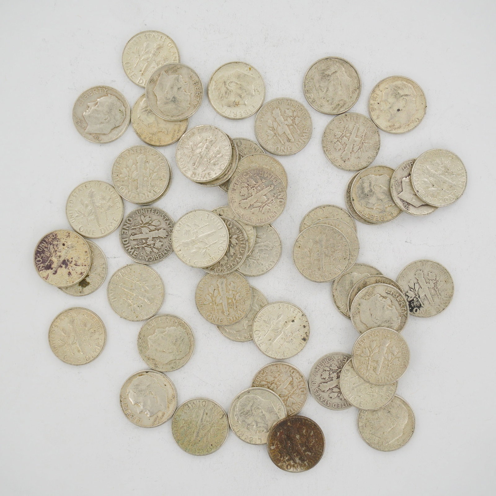 A Collection of US 90% Silver Dimes, Mixed Date Bag (1 of 2)