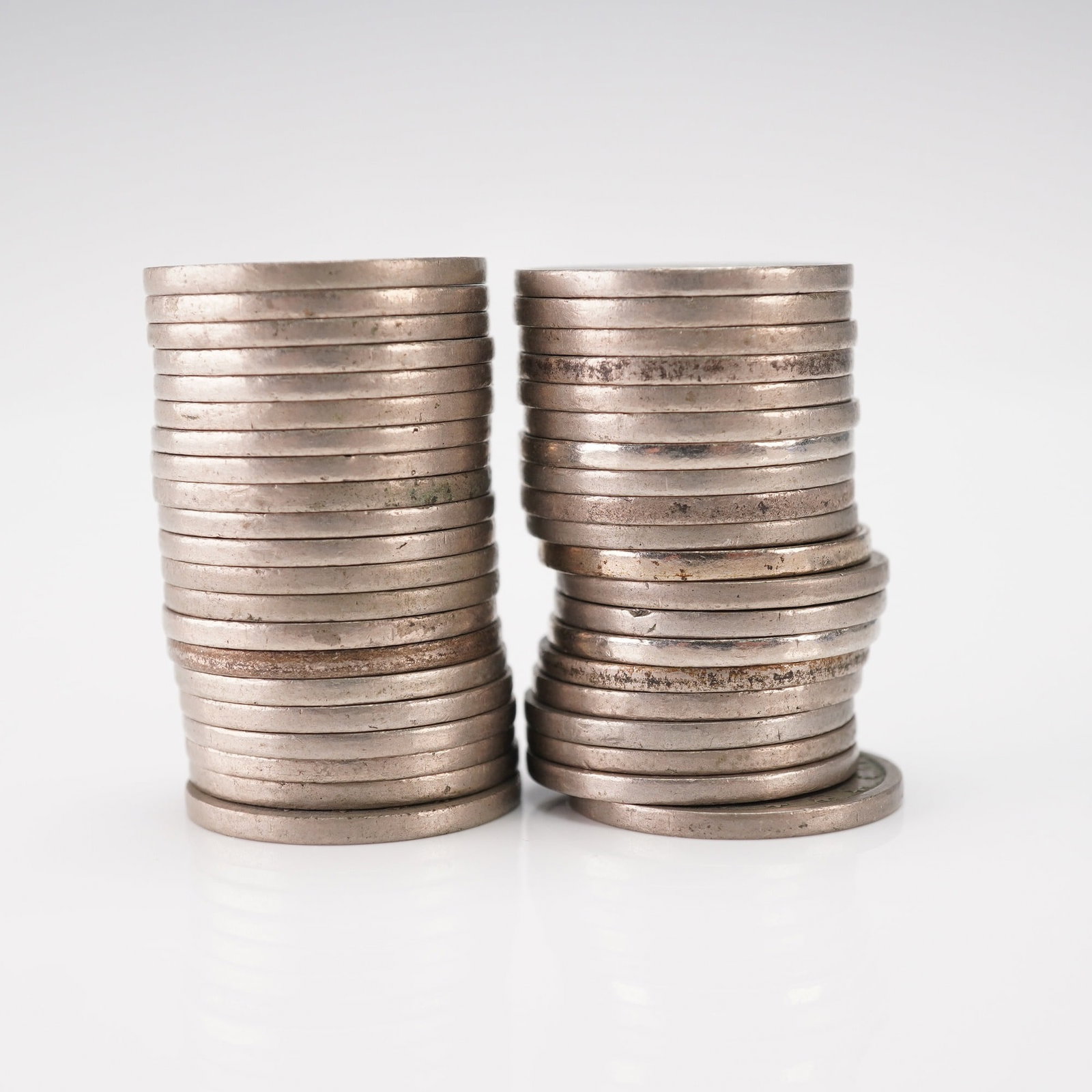 US Liberty Head V Nickel Lot, 40 Coins, 5 Cents (1 of 3)