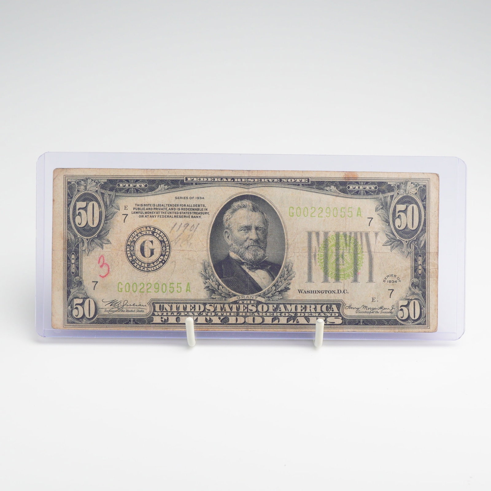 Series 1934 $50 Federal Reserve Note Chicago US: This vintage US currency bill $ 50.00 is a Series 1934 Federal Reserve Note issued for the Federal Reserve Bank of Chicago, Illinois. The note is designated for District 7, identified by the letter G